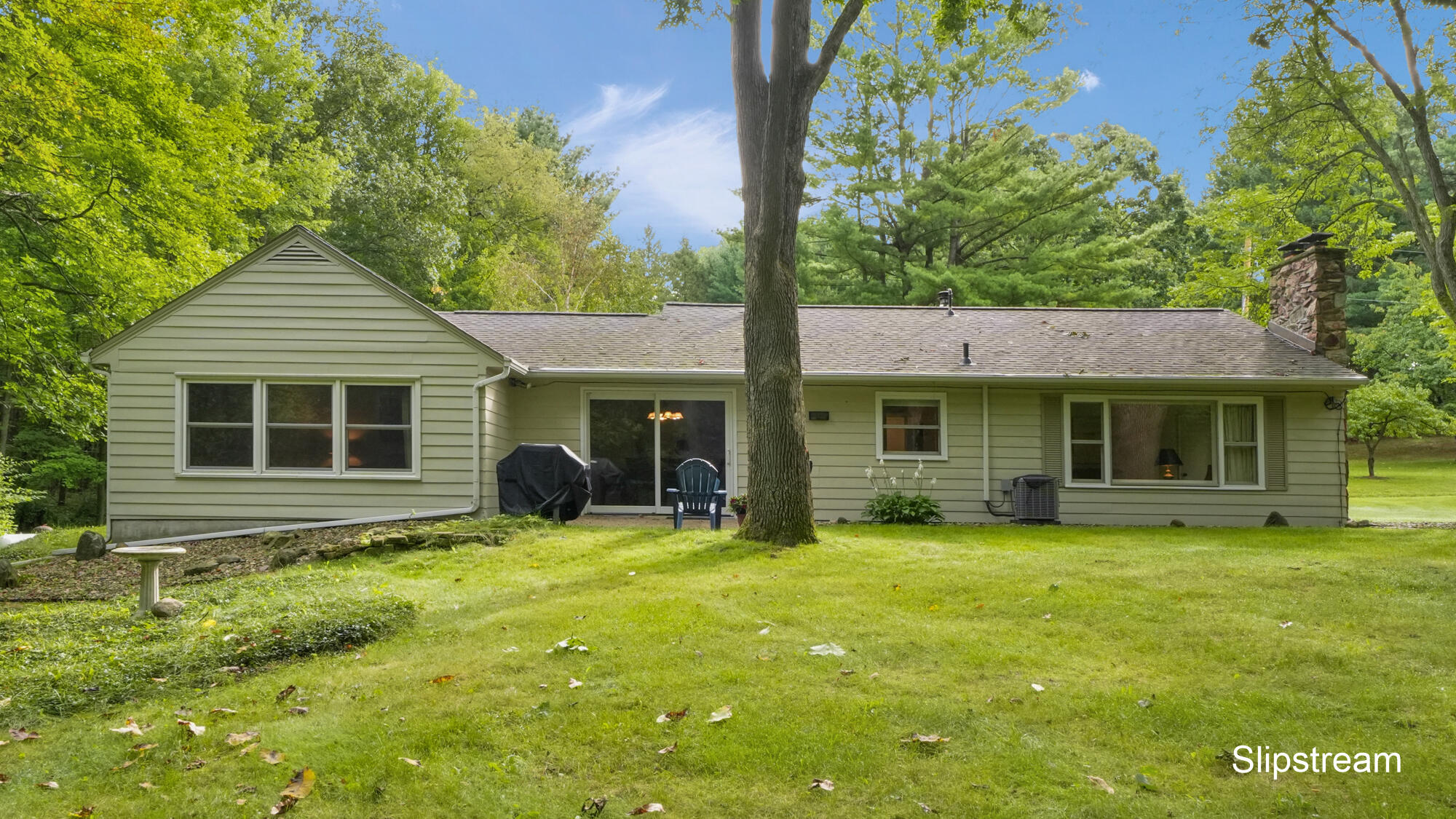 5059 12 Mile Road NE Rockford MI 49341