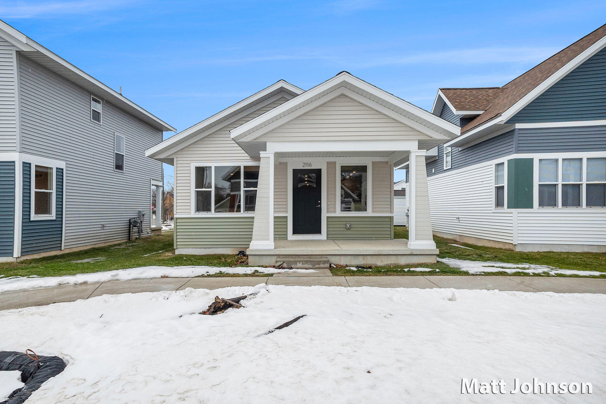 2047 Linden Avenue SE Grand Rapids MI 49507