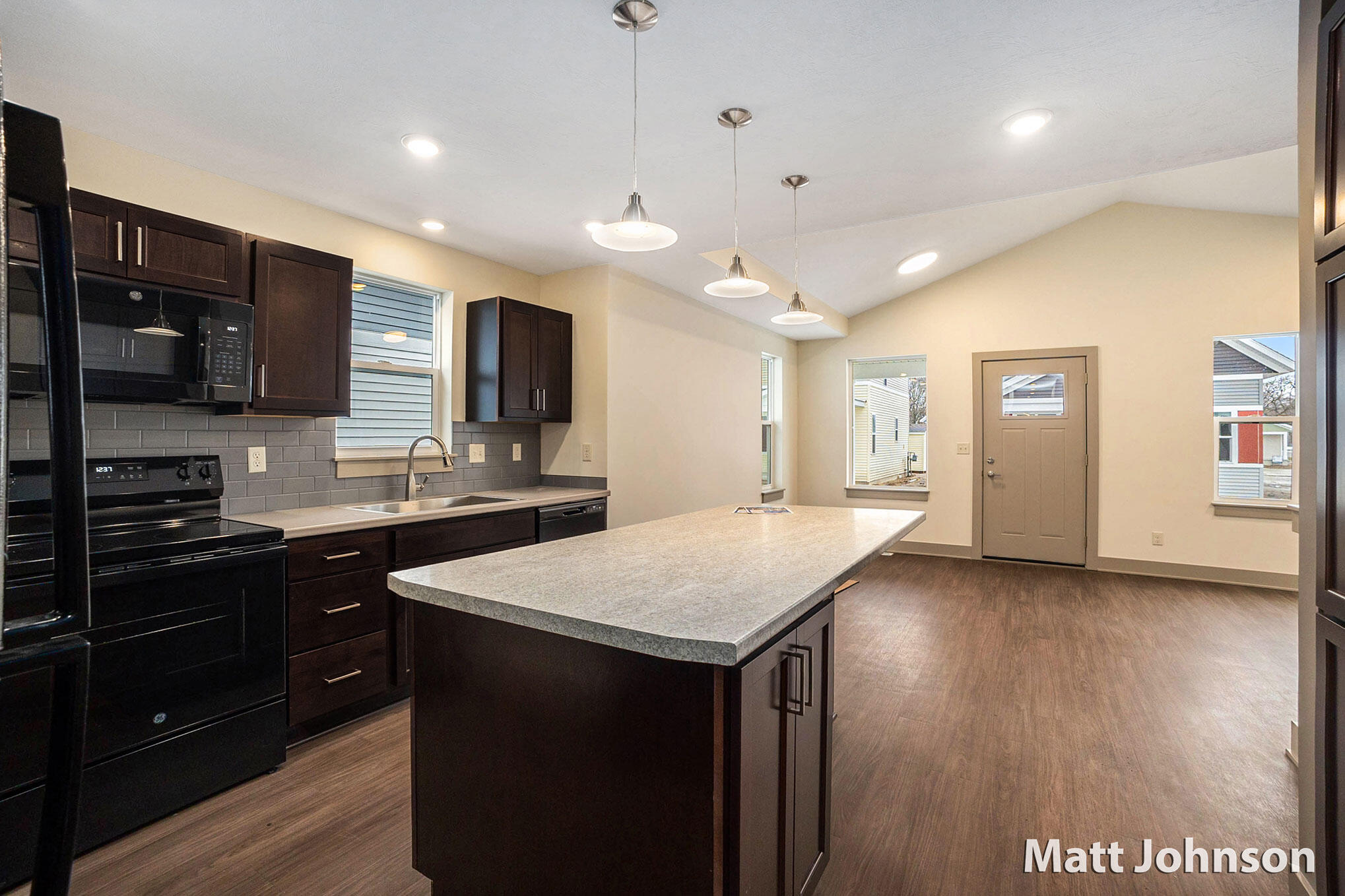 2047 Linden Avenue SE Grand Rapids MI 49507