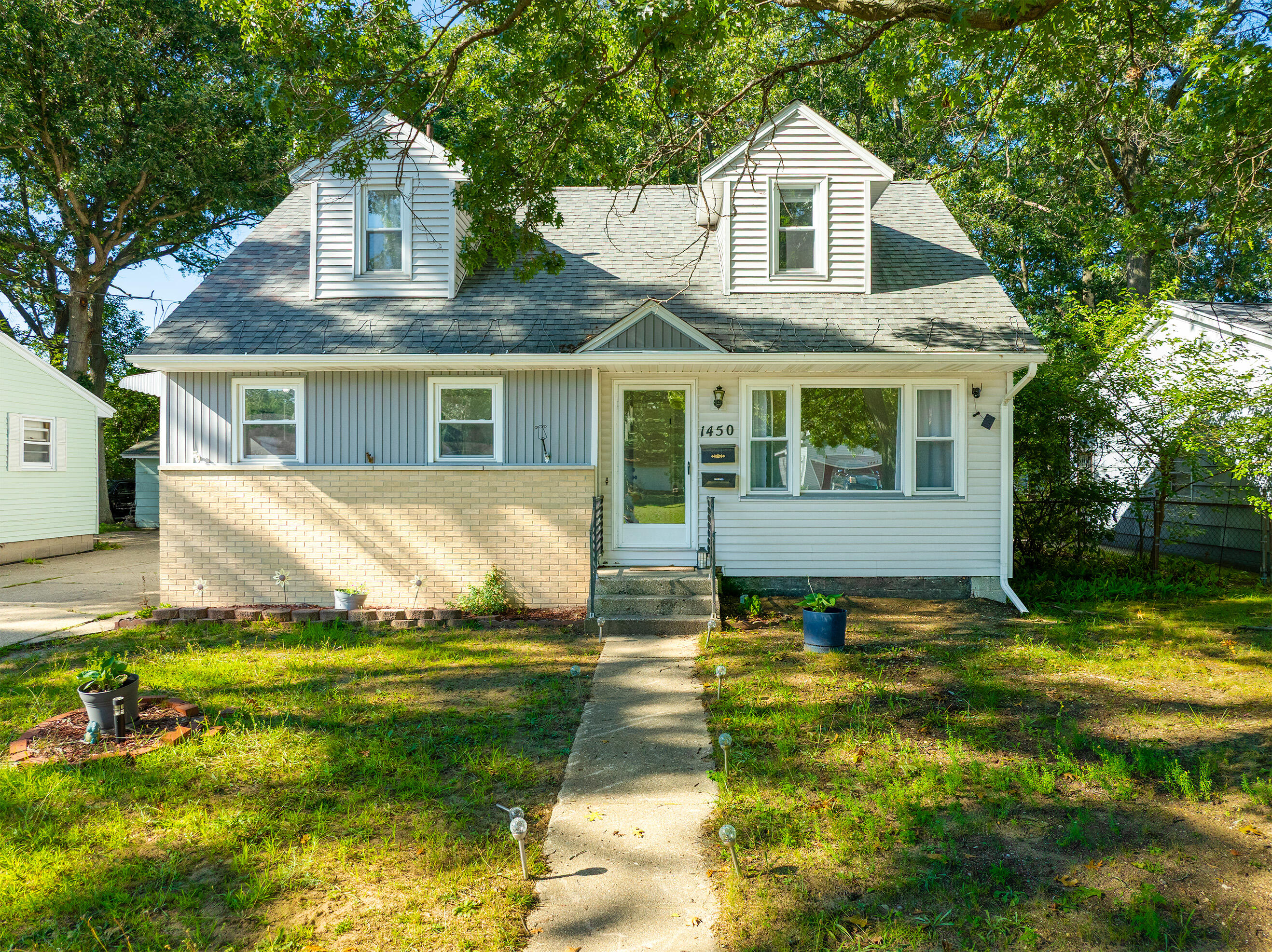 1450 Wesley Avenue Muskegon MI 49442