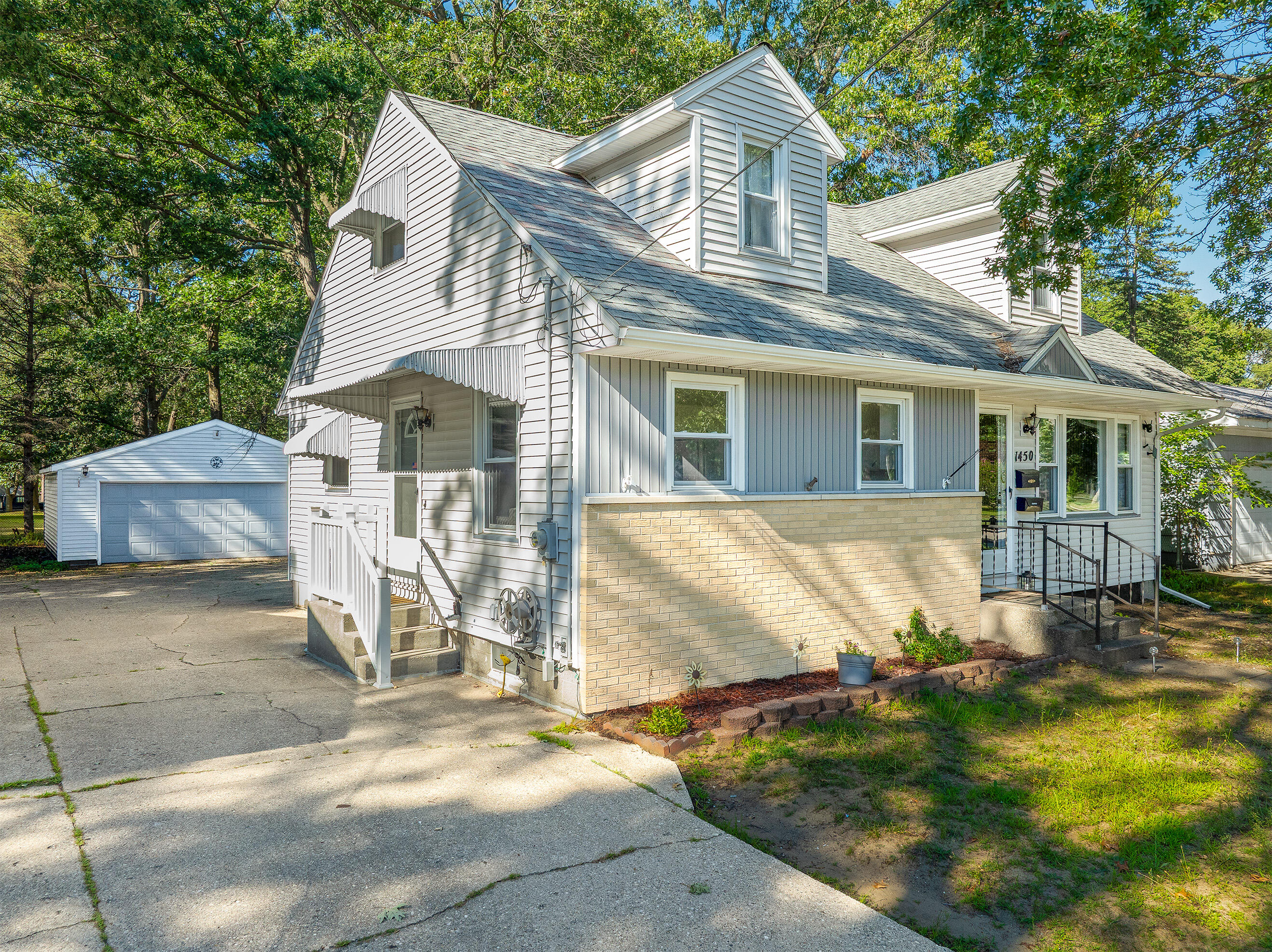 1450 Wesley Avenue Muskegon MI 49442