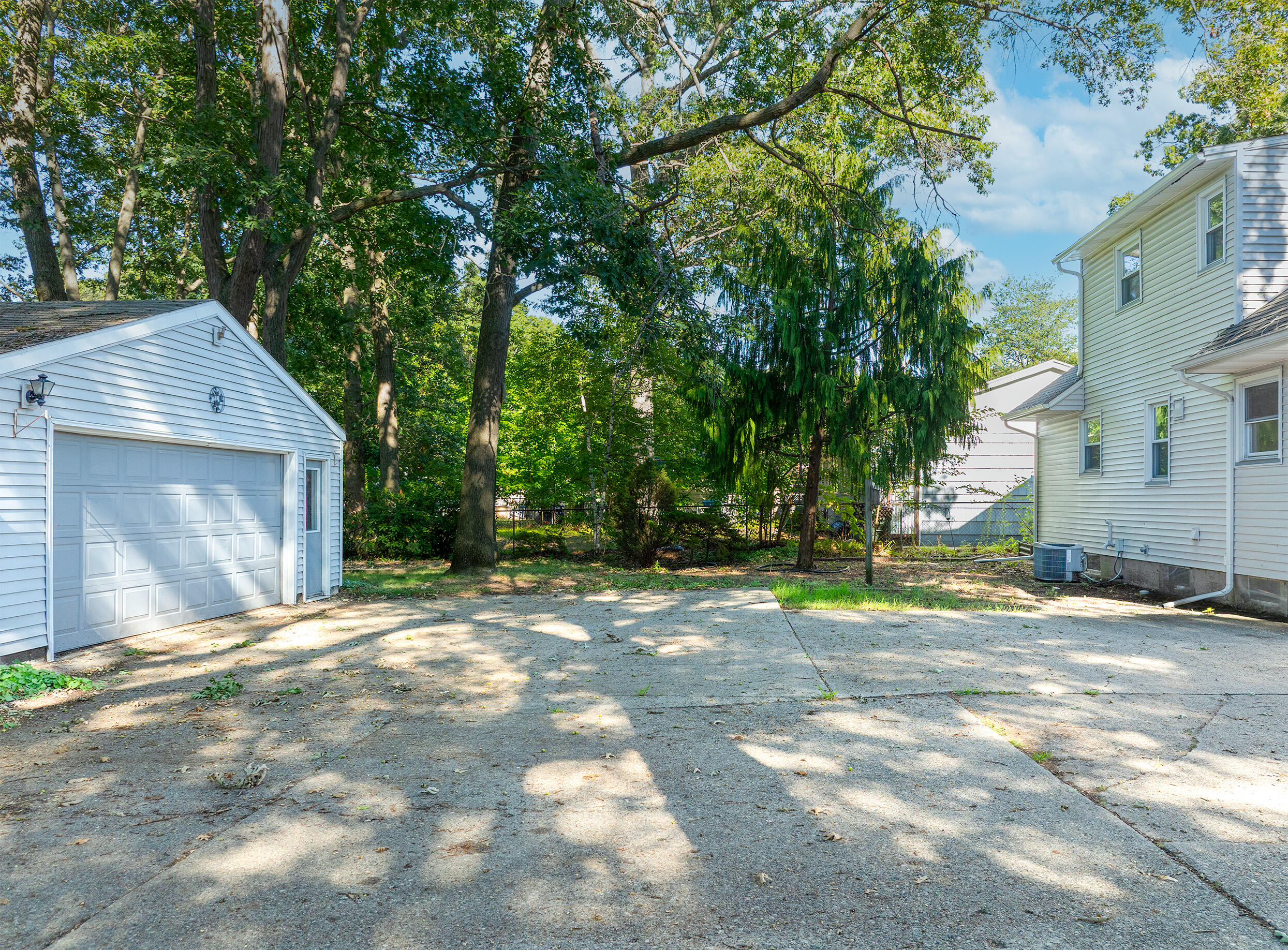 1450 Wesley Avenue Muskegon MI 49442