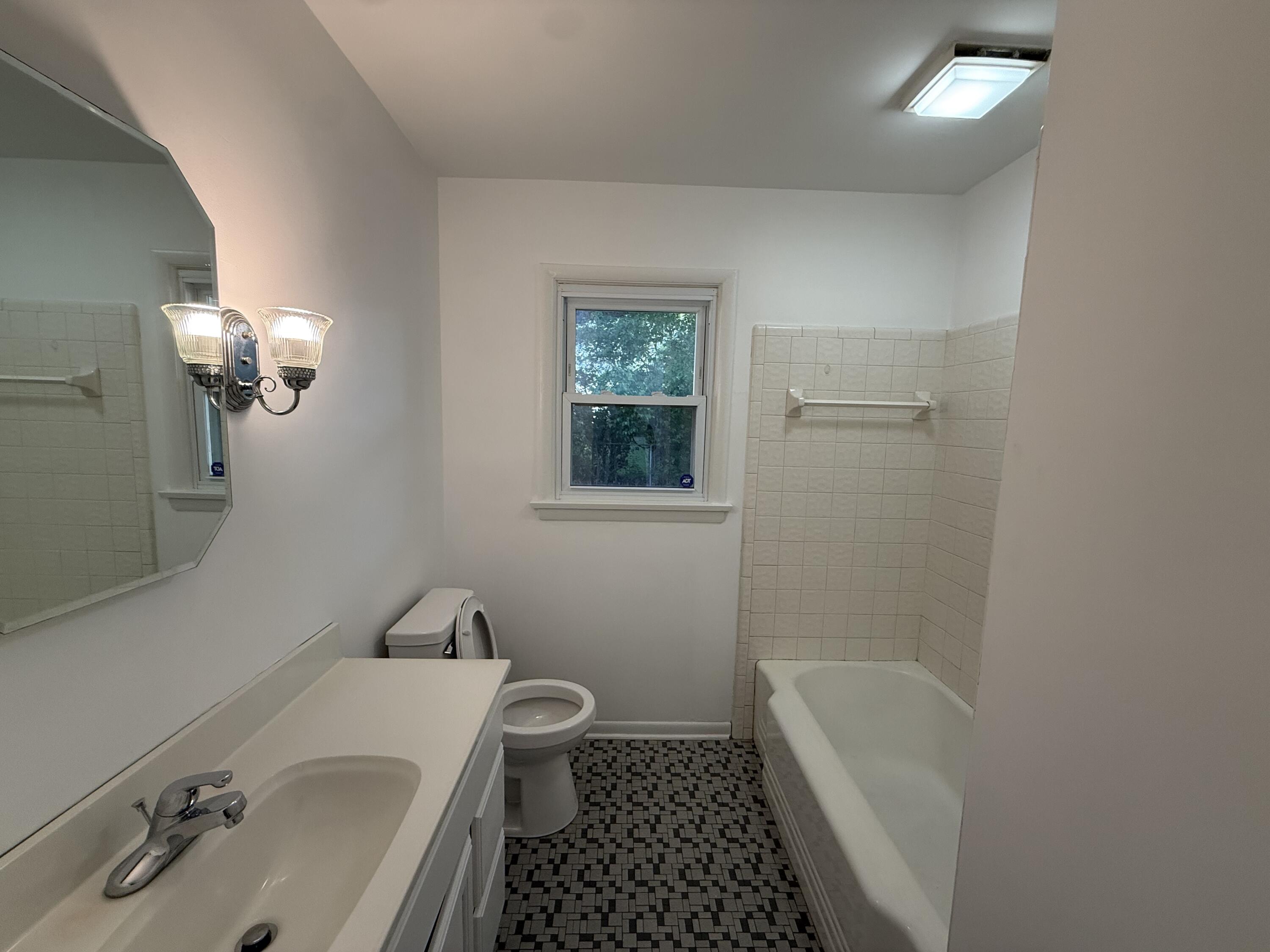 1946 Adams Street SE Grand Rapids MI 49506