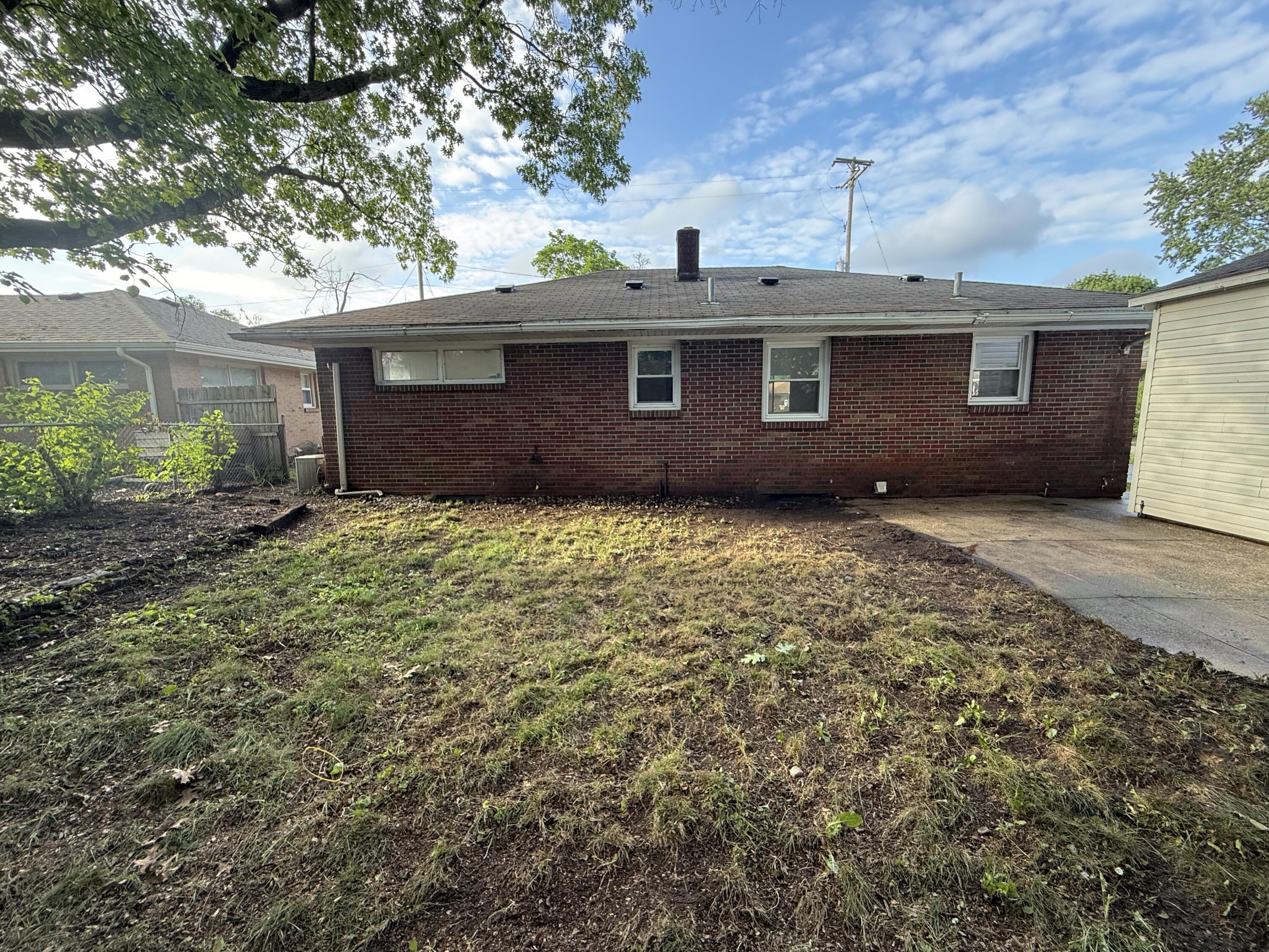 1946 Adams Street SE Grand Rapids MI 49506
