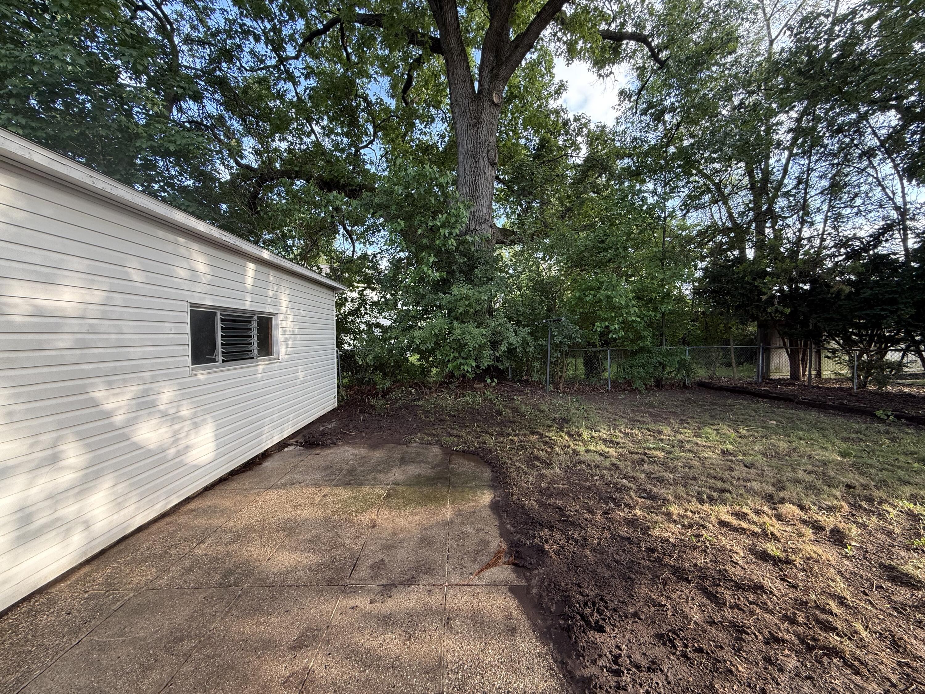 1946 Adams Street SE Grand Rapids MI 49506