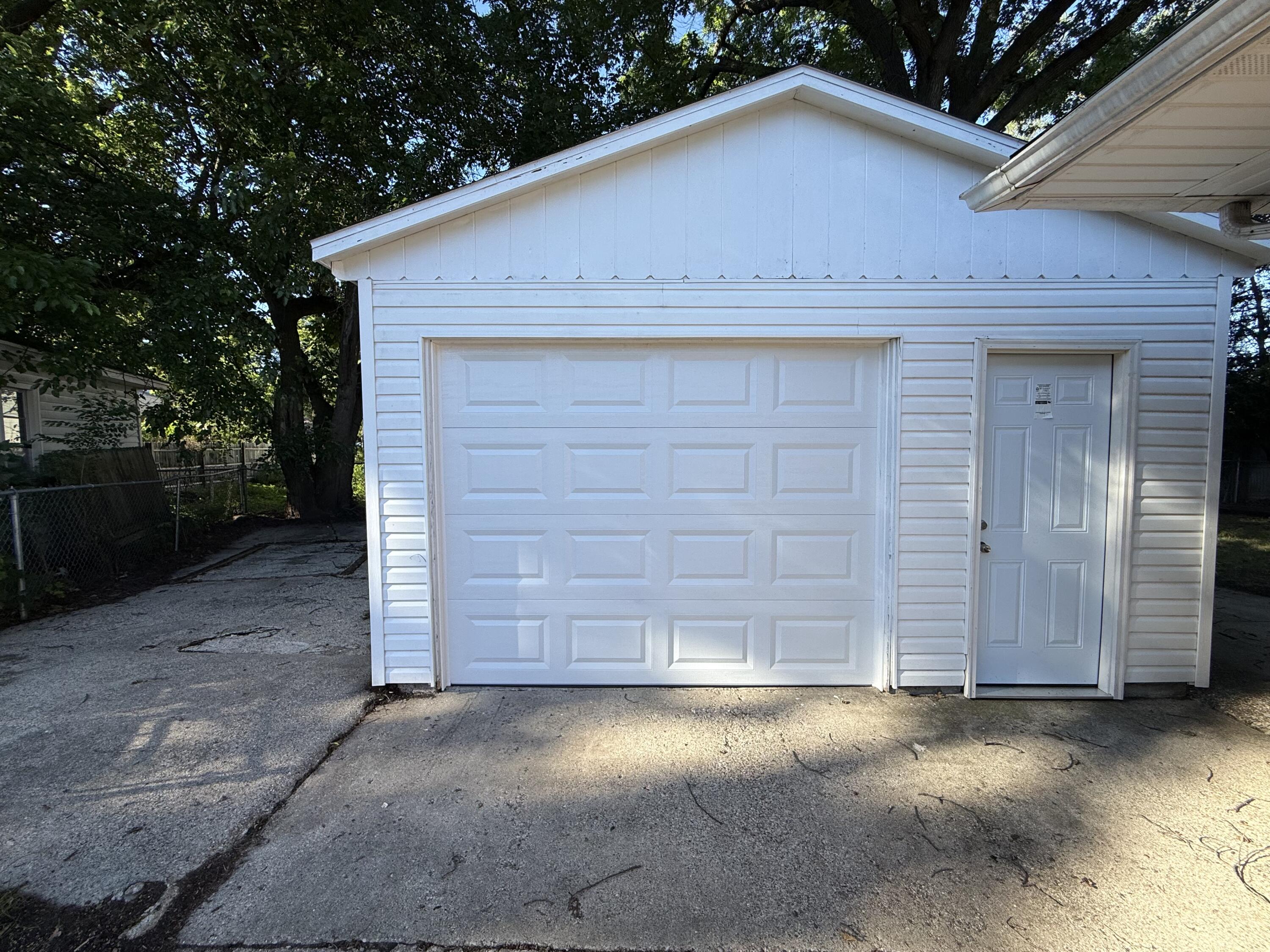 1946 Adams Street SE Grand Rapids MI 49506