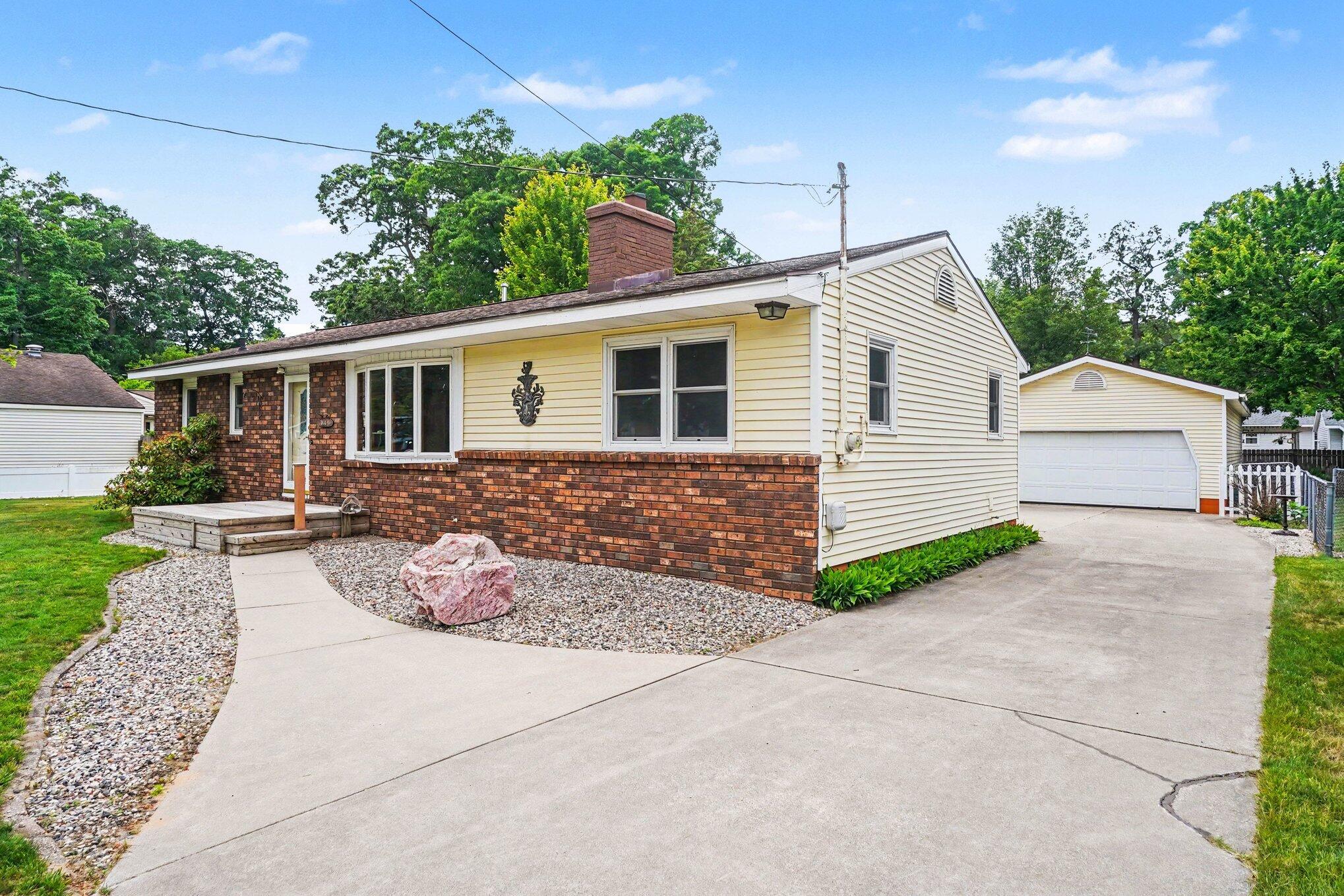 1605 Hansen Street Muskegon MI 49445