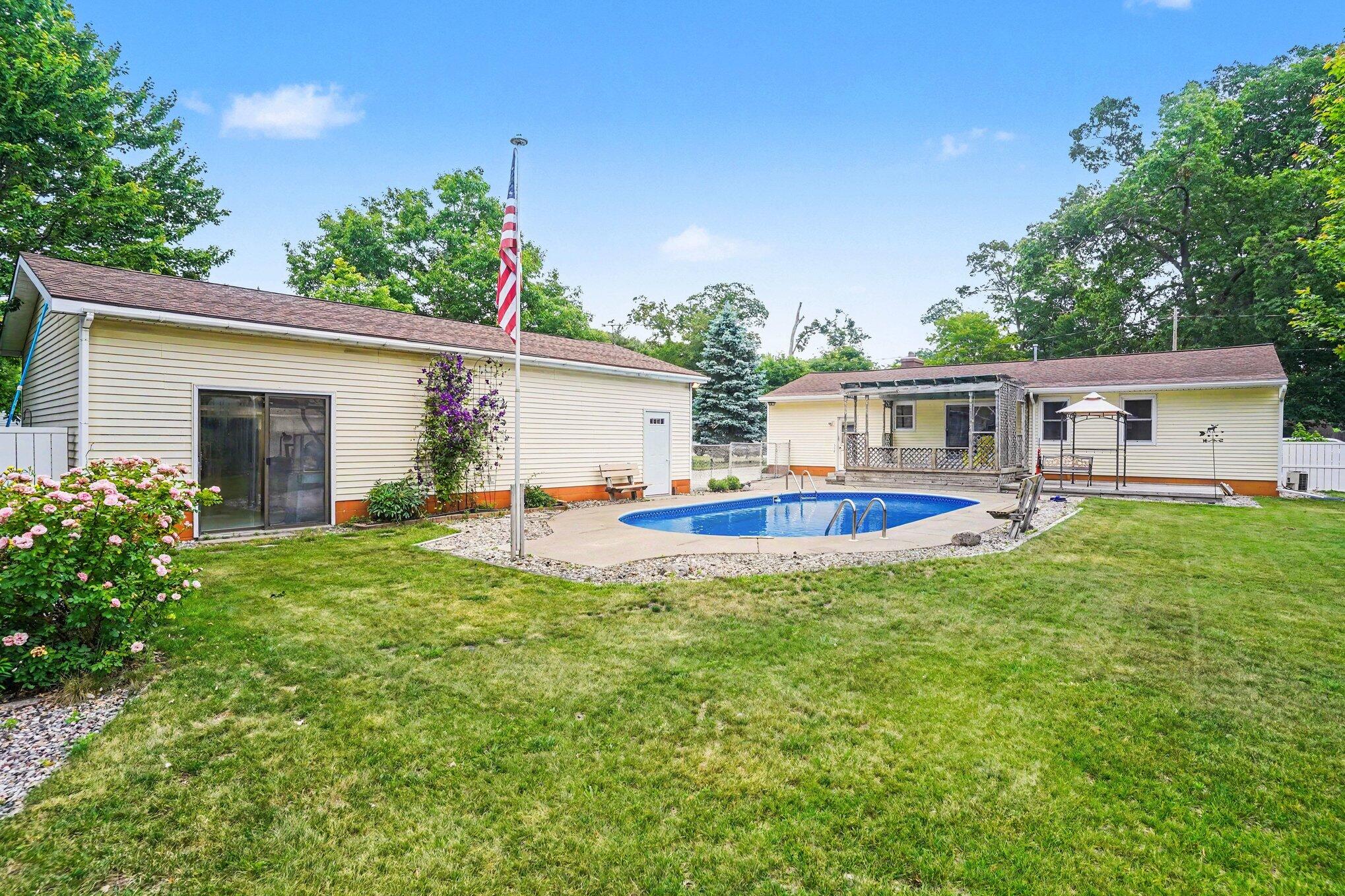 1605 Hansen Street Muskegon MI 49445