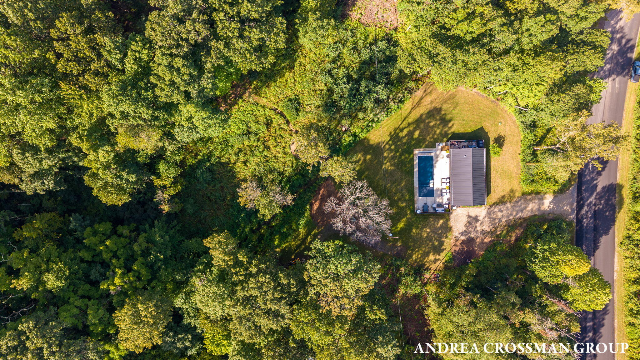 6346 Riverside Road Fennville MI 49408