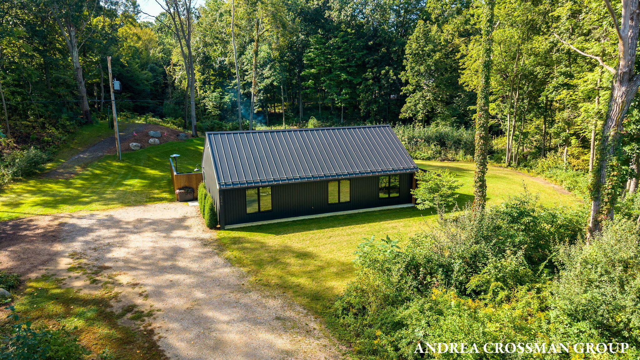 6346 Riverside Road Fennville MI 49408