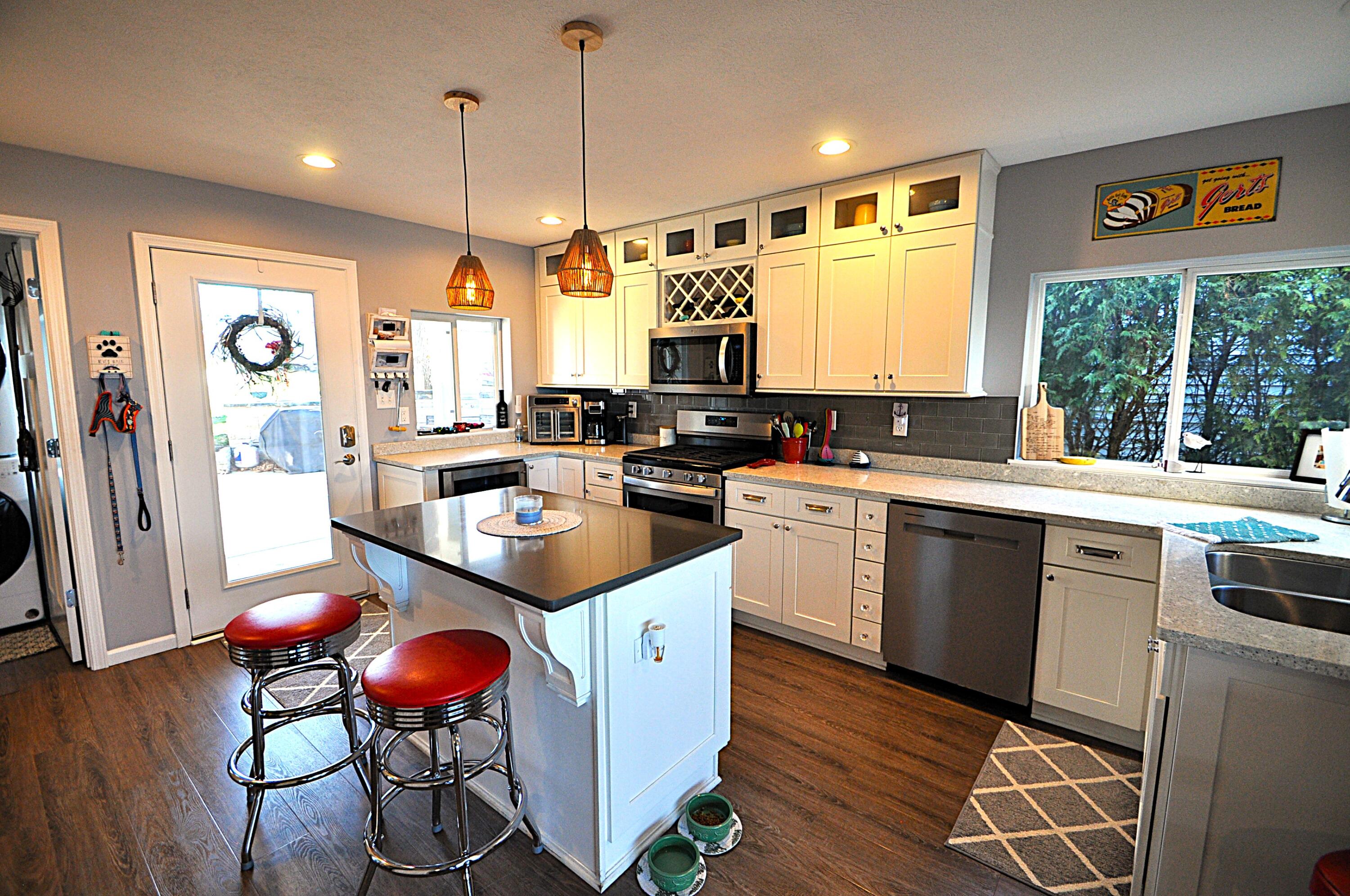 23642 S Shore Drive Edwardsburg MI 49112
