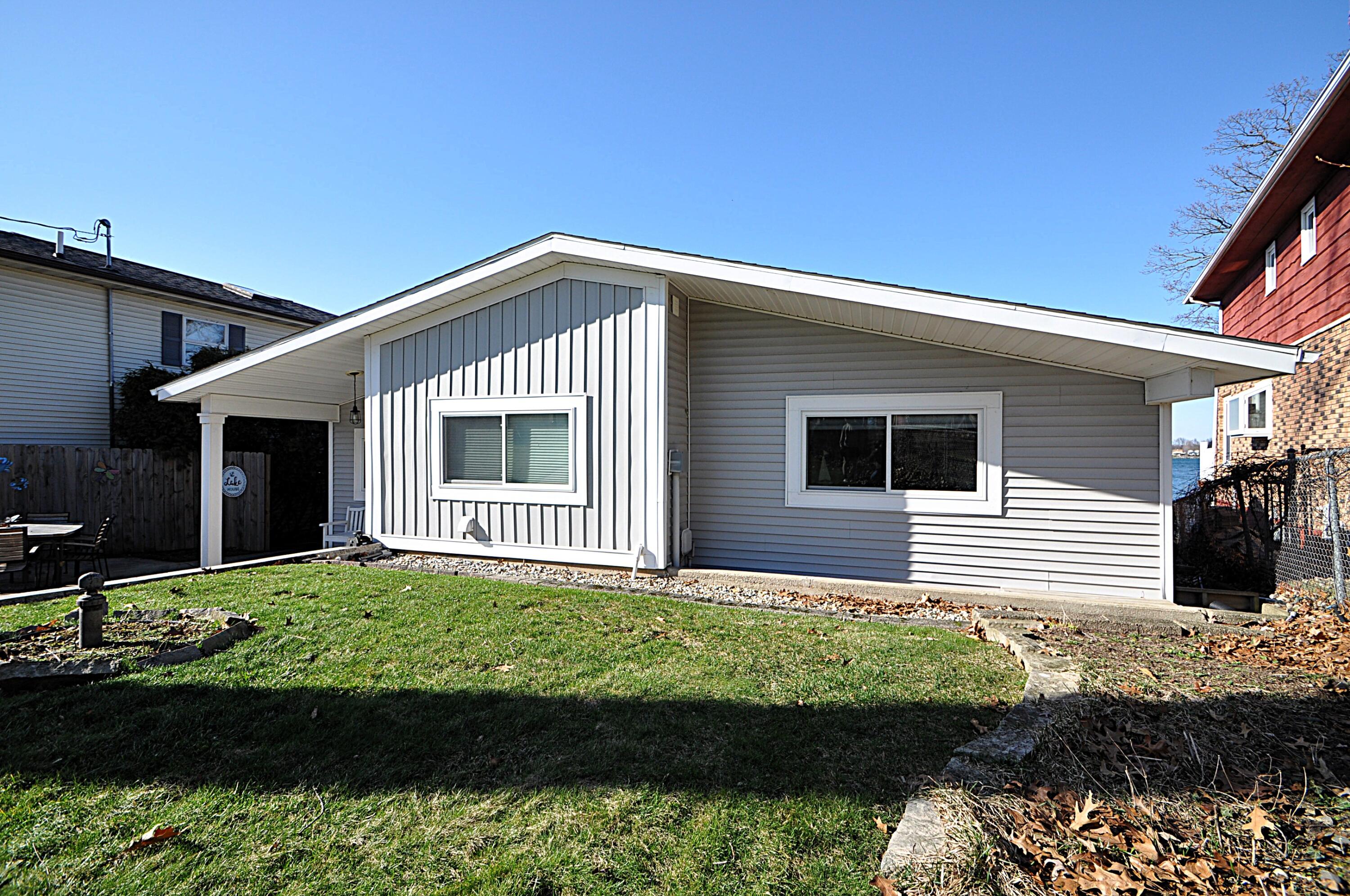 23642 S Shore Drive Edwardsburg MI 49112