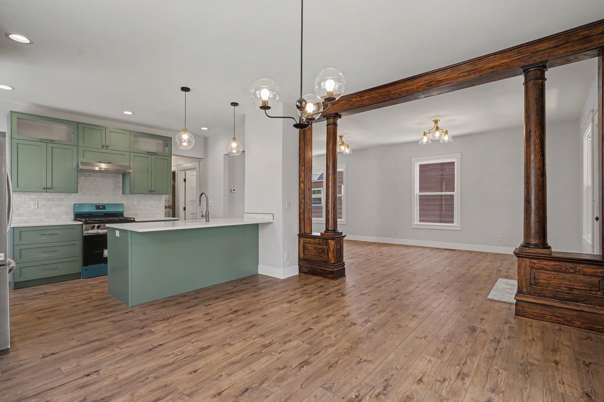 371 W 19th Street Holland MI 49423