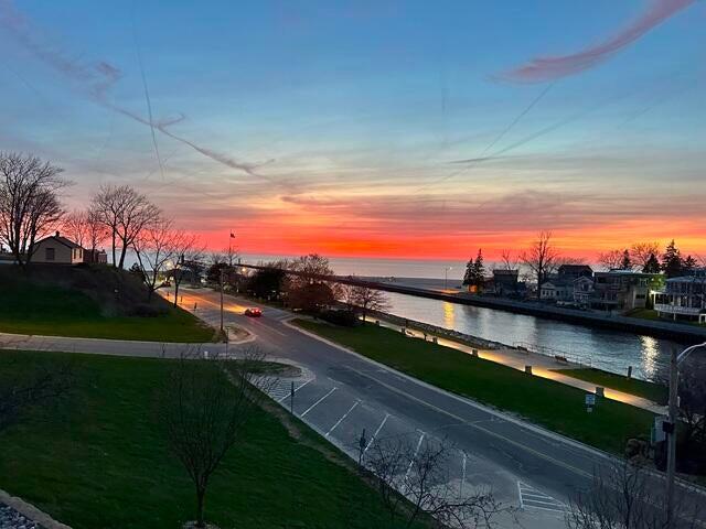5223 Seawall Court South Haven MI 49090