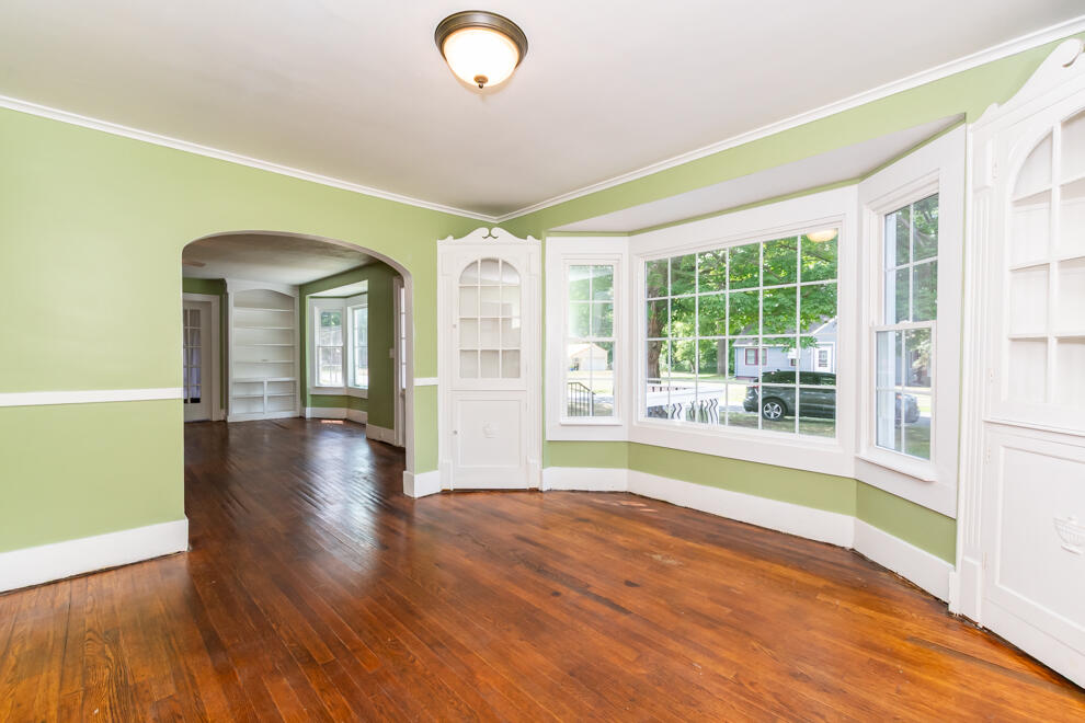 1112 Washburn Avenue Kalamazoo MI 49048