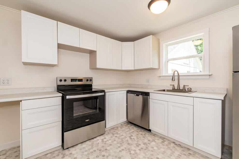 1112 Washburn Avenue Kalamazoo MI 49048