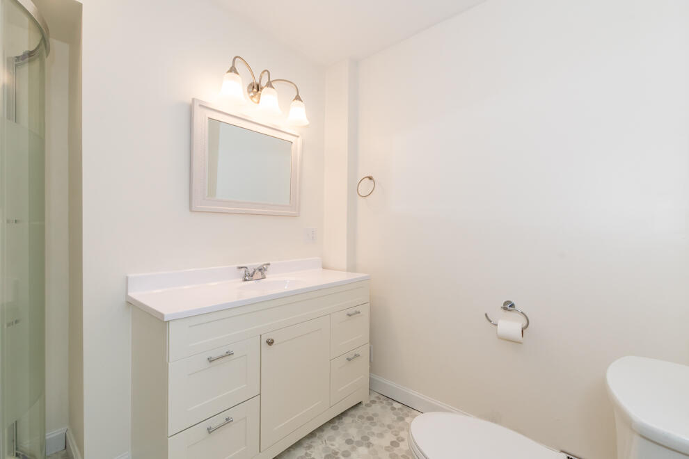 1112 Washburn Avenue Kalamazoo MI 49048