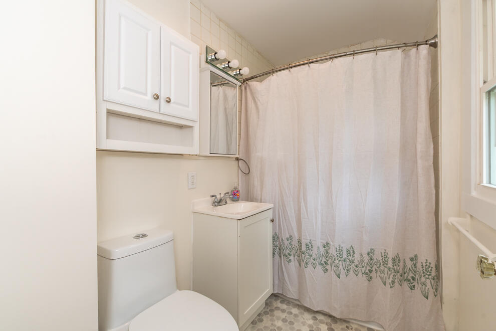 1112 Washburn Avenue Kalamazoo MI 49048