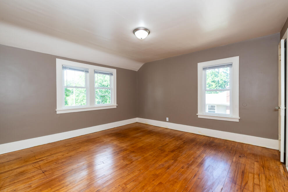 1112 Washburn Avenue Kalamazoo MI 49048