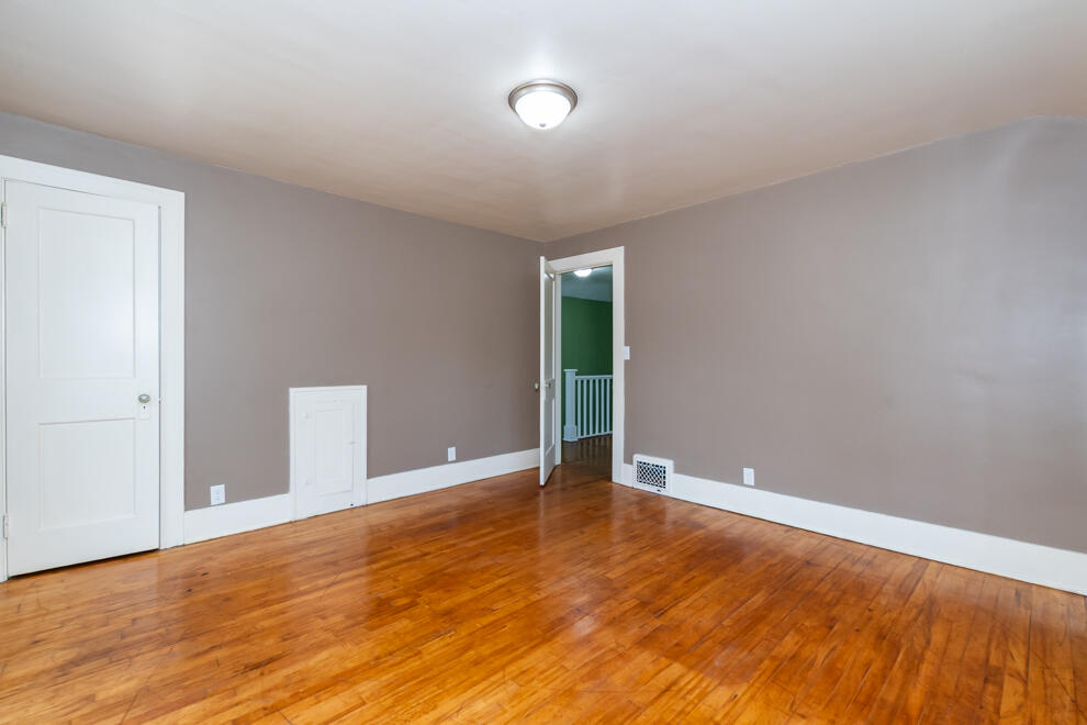 1112 Washburn Avenue Kalamazoo MI 49048