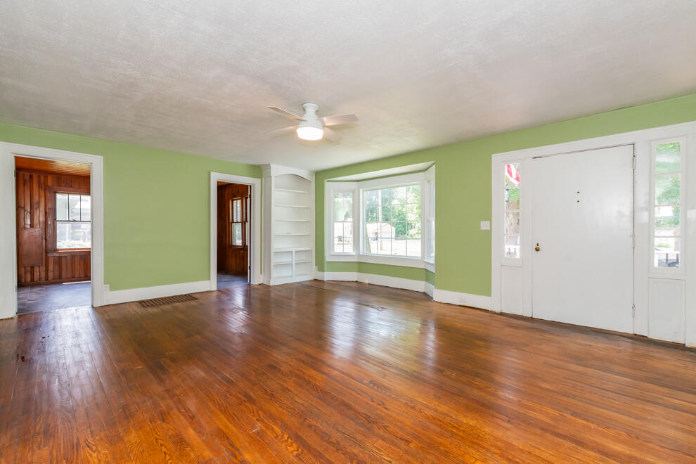 1112 Washburn Avenue Kalamazoo MI 49048