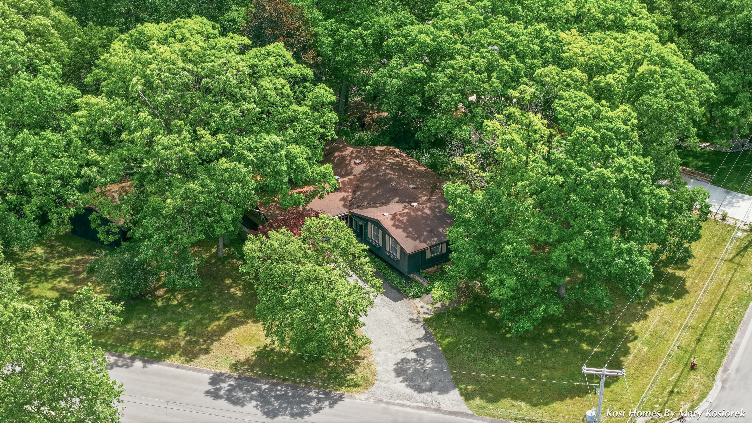 4960 Bluff Drive NE Grand Rapids MI 49525