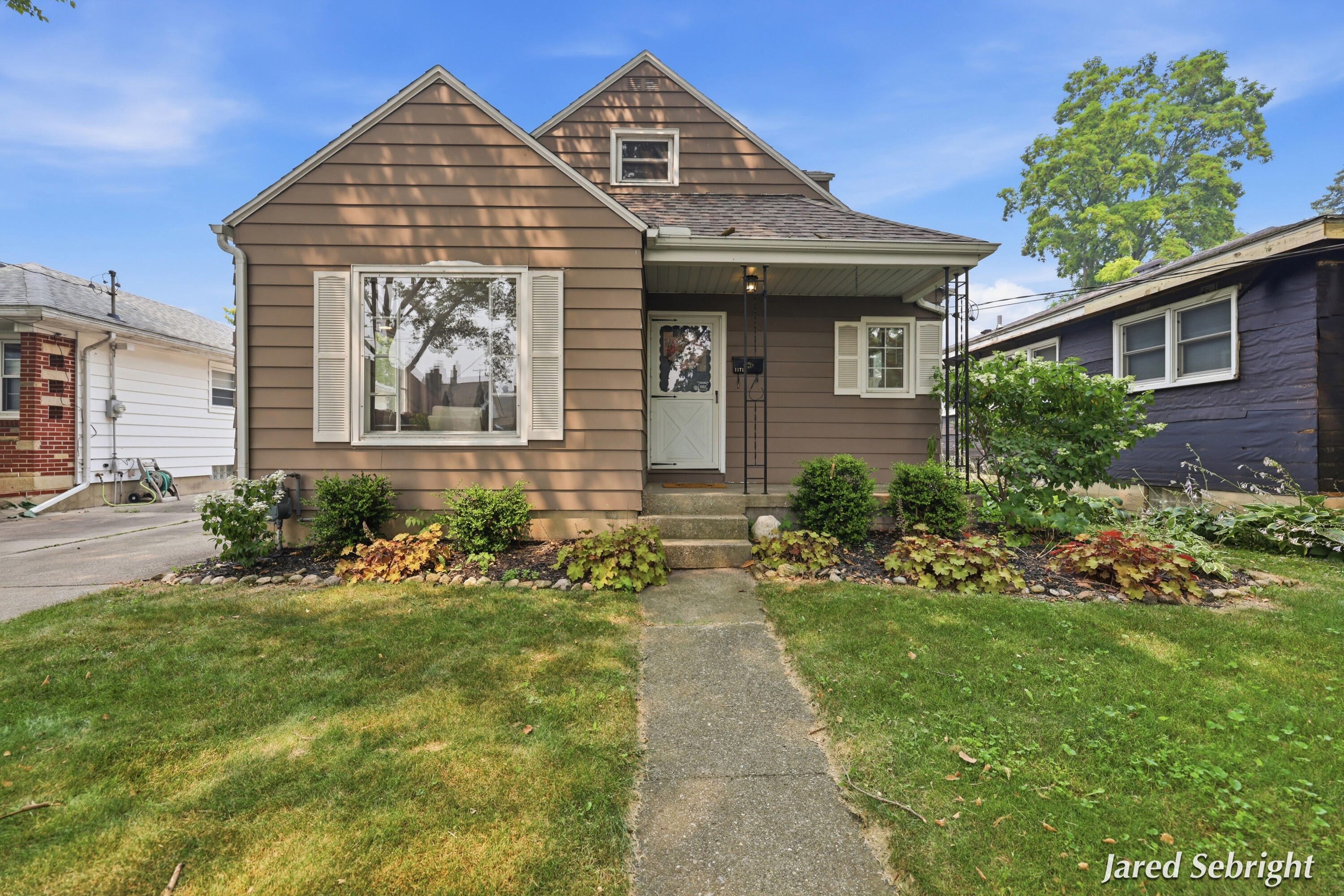1171 5th Street NW Grand Rapids MI 49504