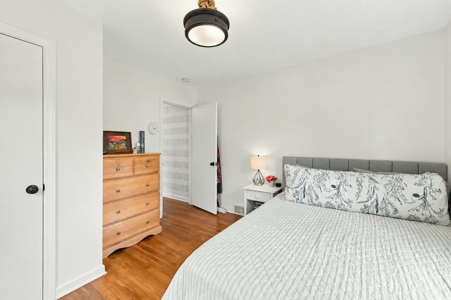 1171 5th Street NW Grand Rapids MI 49504