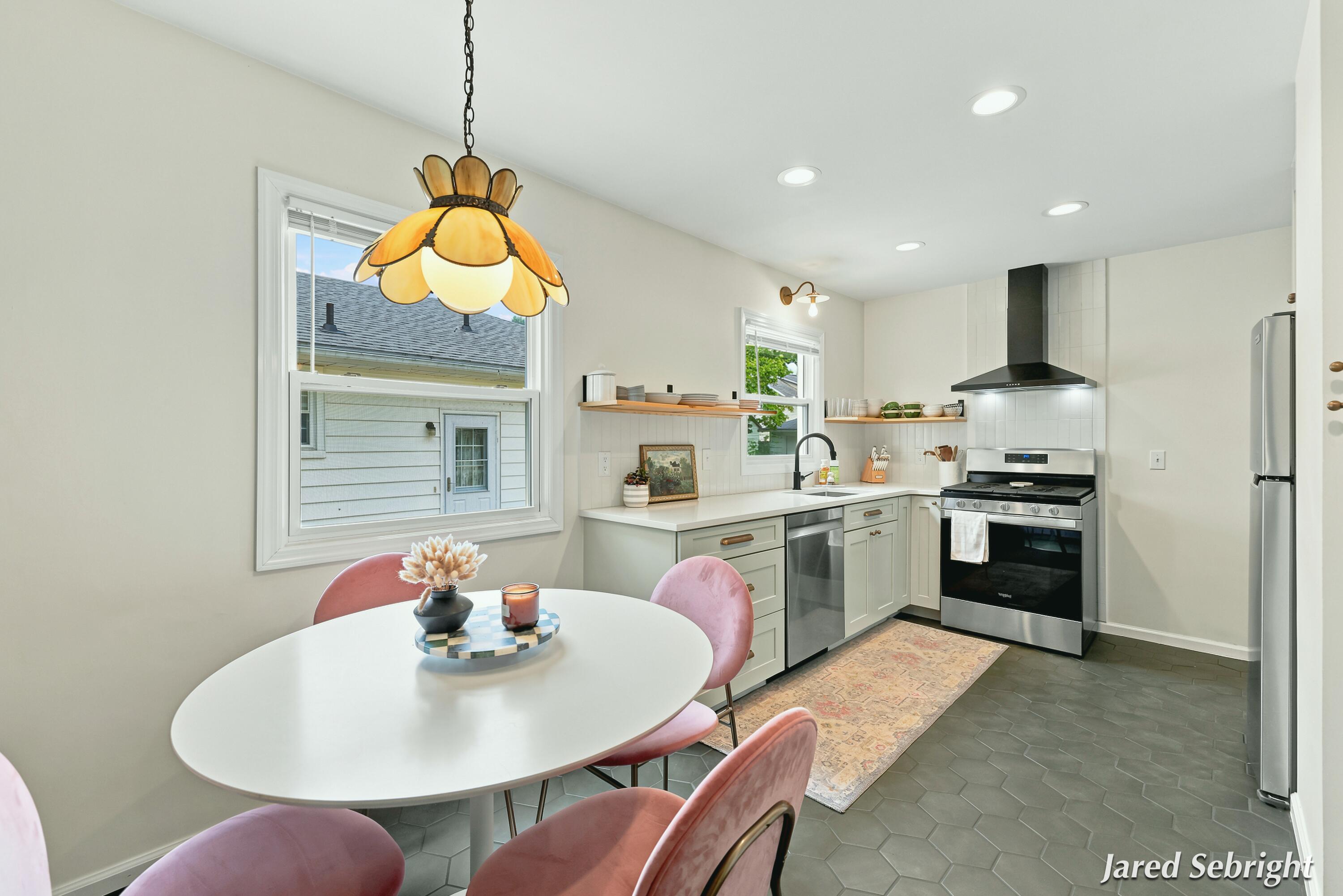 1171 5th Street NW Grand Rapids MI 49504