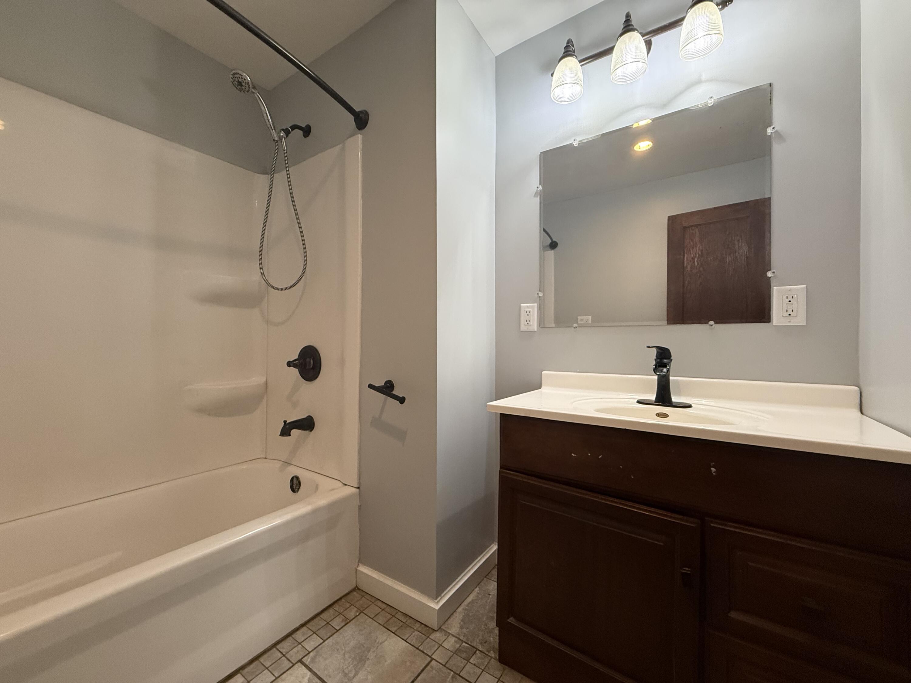 106 Hamilton Street Dowagiac MI 49047