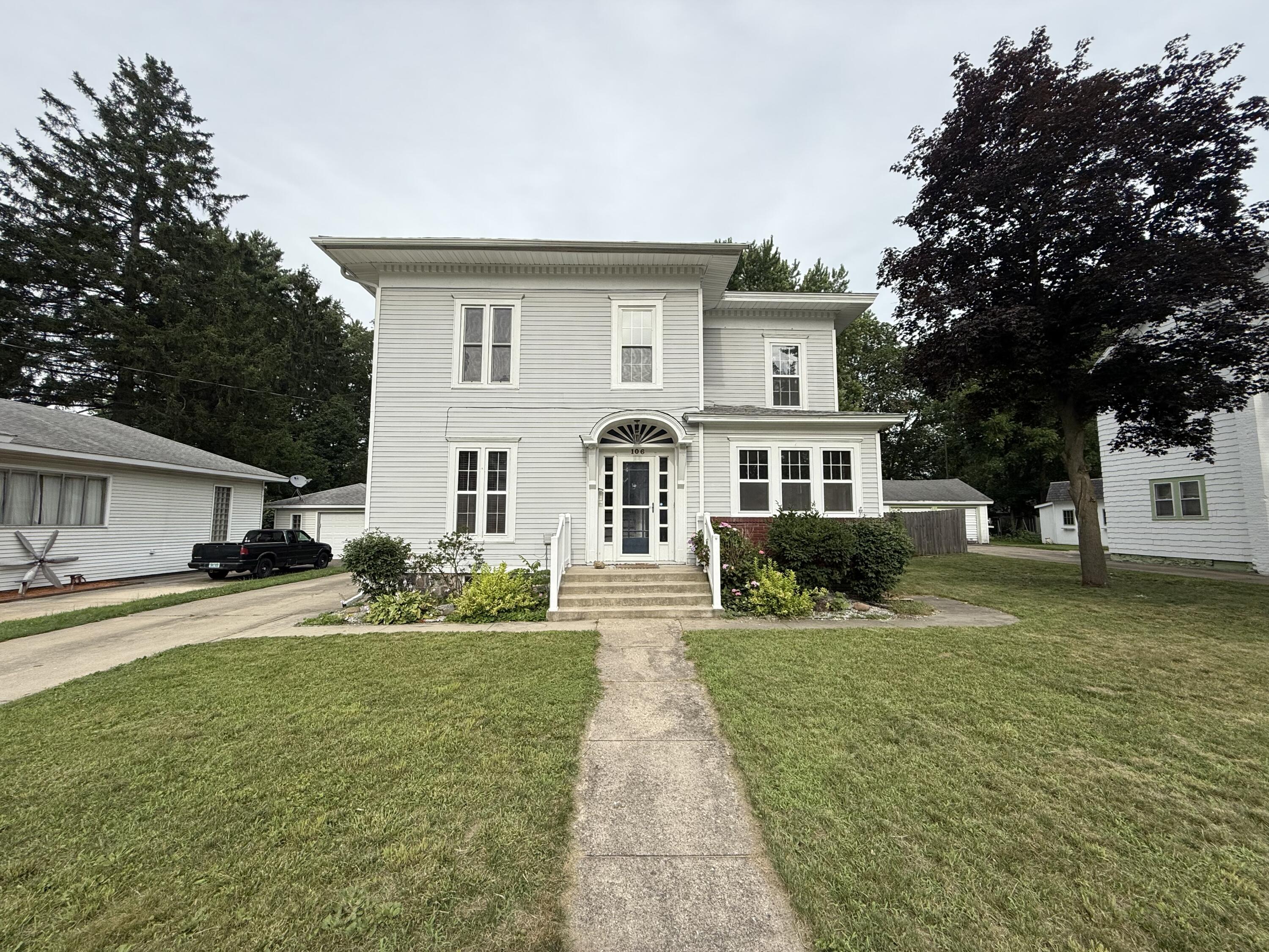 106 Hamilton Street Dowagiac MI 49047