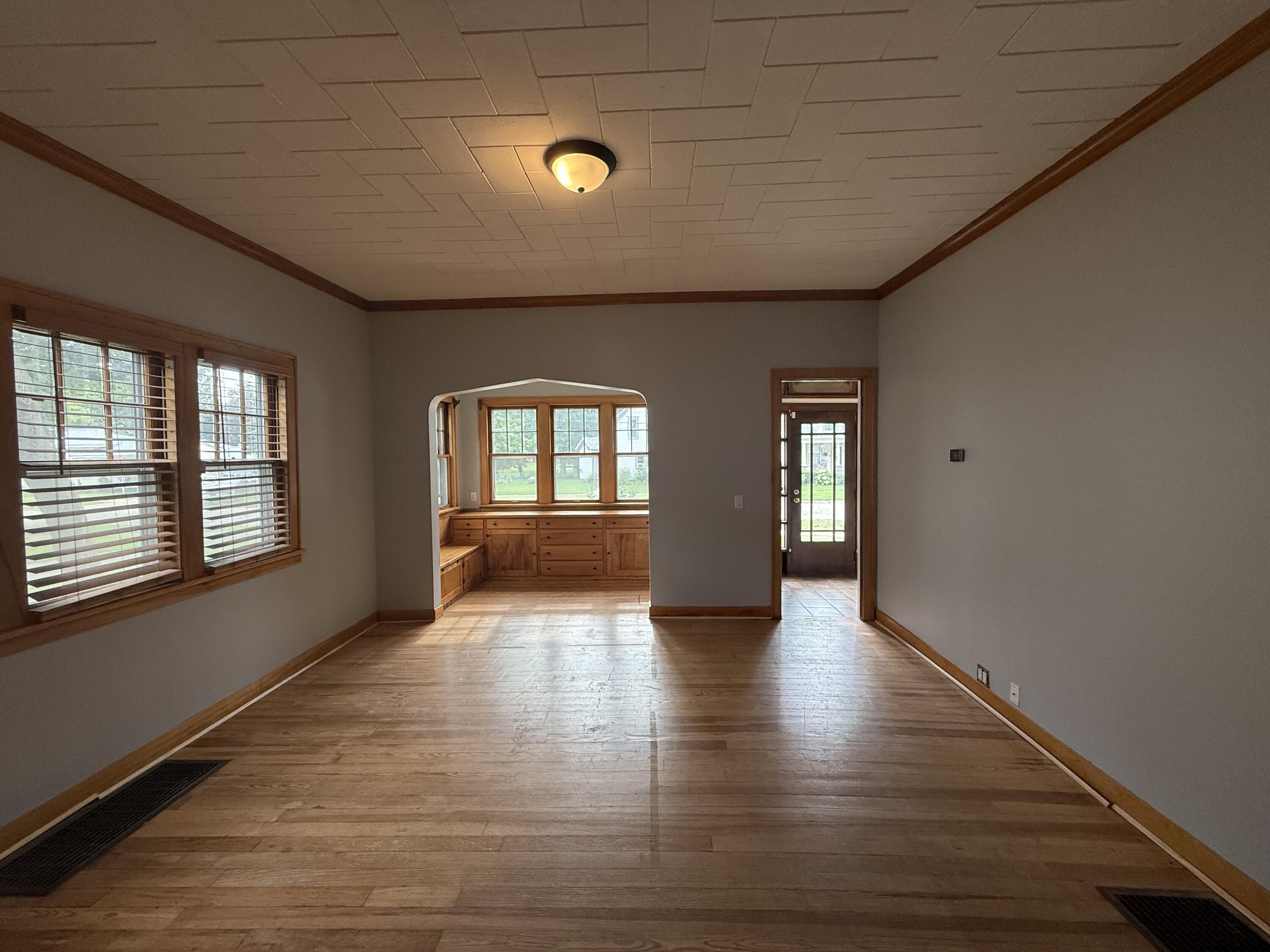 106 Hamilton Street Dowagiac MI 49047