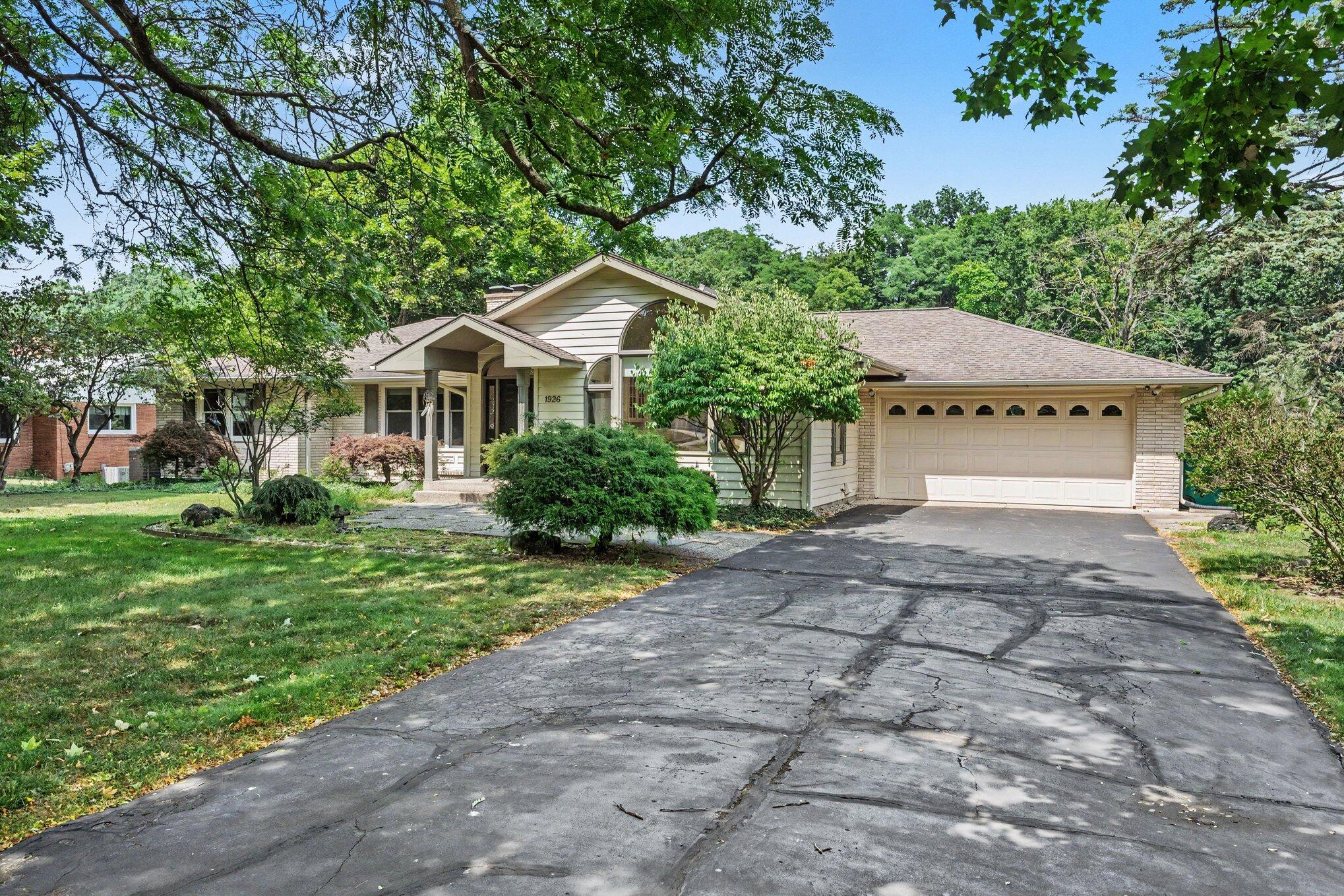 1926 Greenbriar Drive Portage MI 49024