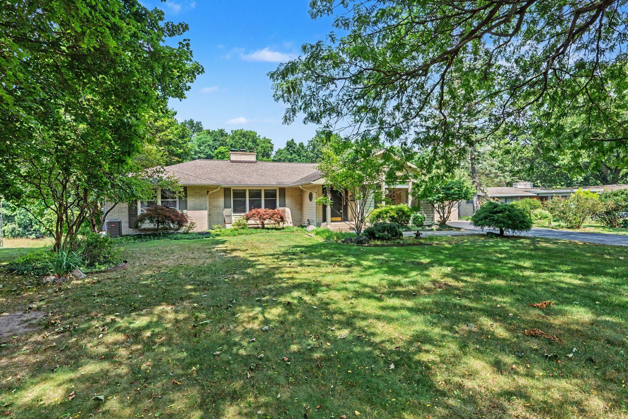 1926 Greenbriar Drive Portage MI 49024
