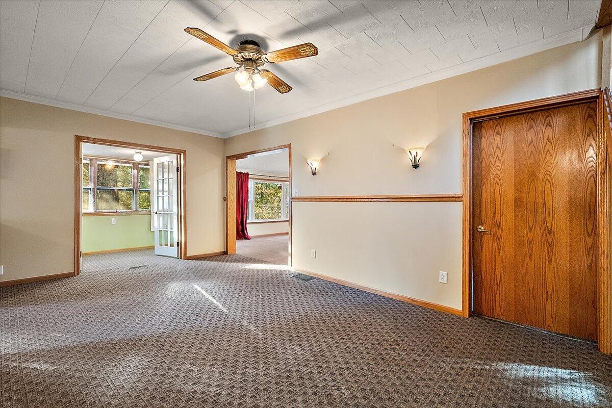 4785 118th Avenue Fennville MI 49408