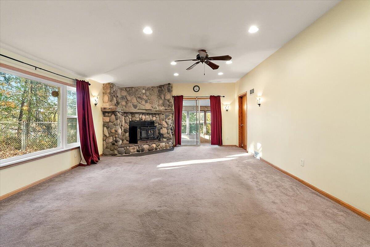 4785 118th Avenue Fennville MI 49408