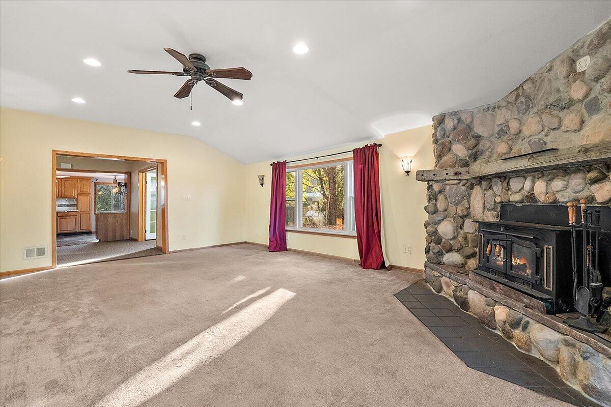 4785 118th Avenue Fennville MI 49408