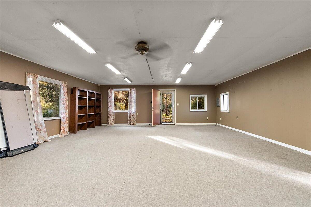 4785 118th Avenue Fennville MI 49408
