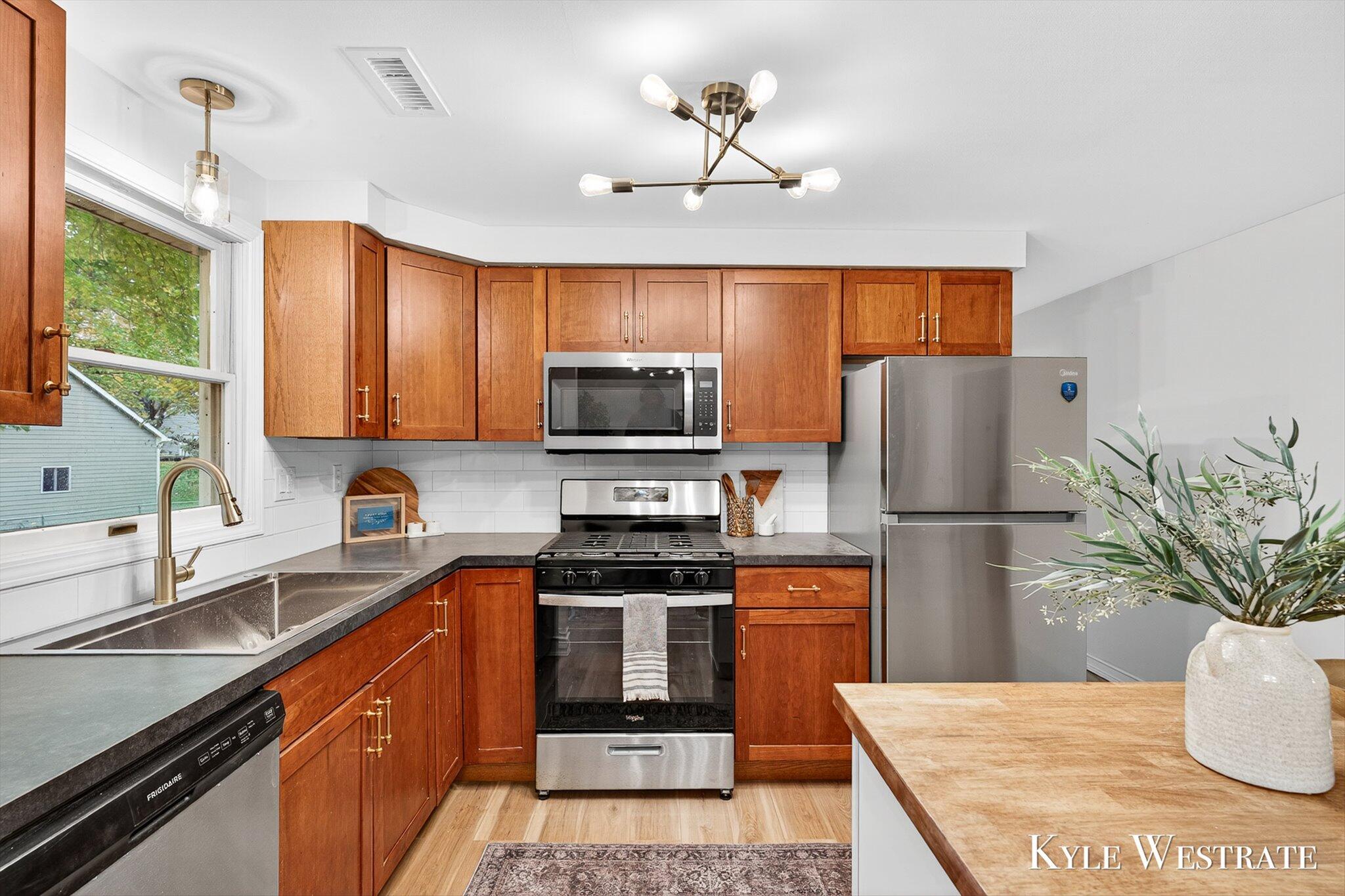 335 Thomas Street Allegan MI 49010