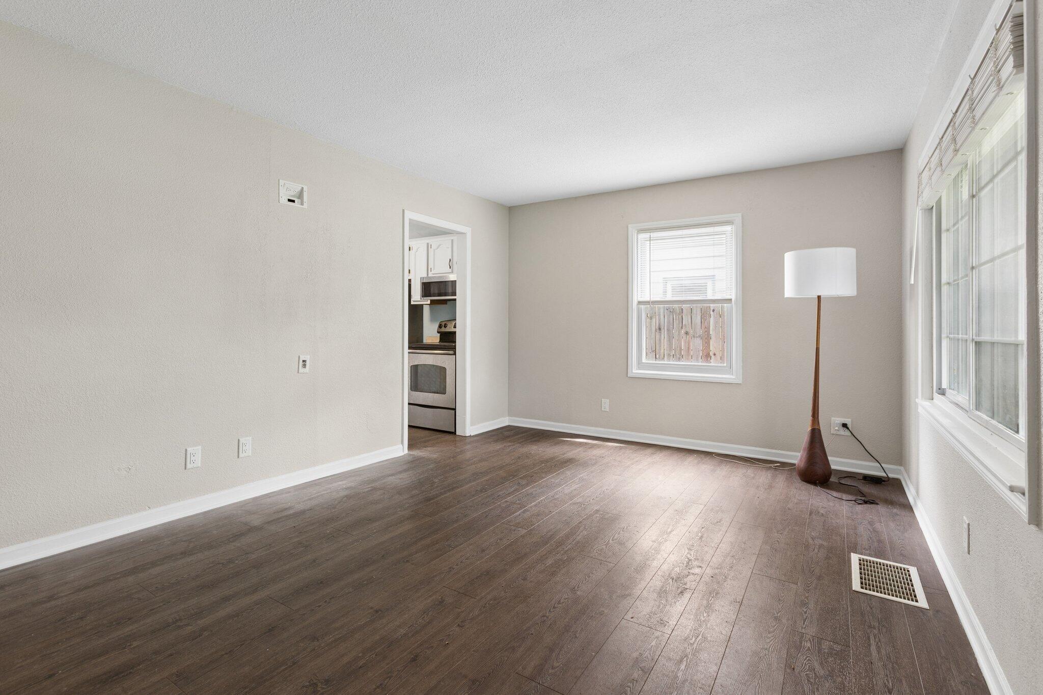 1602 Baker Drive Kalamazoo MI 49048