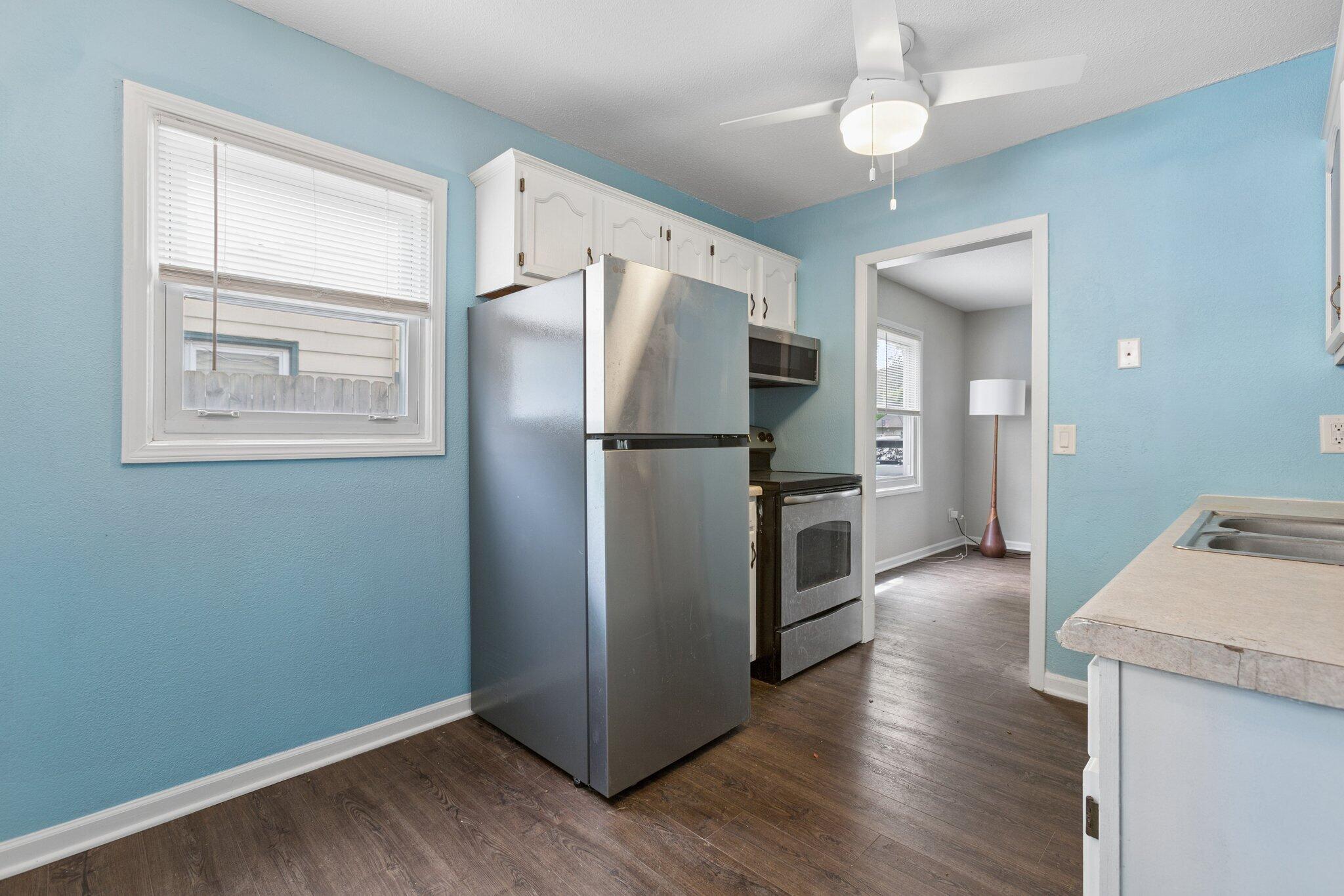 1602 Baker Drive Kalamazoo MI 49048