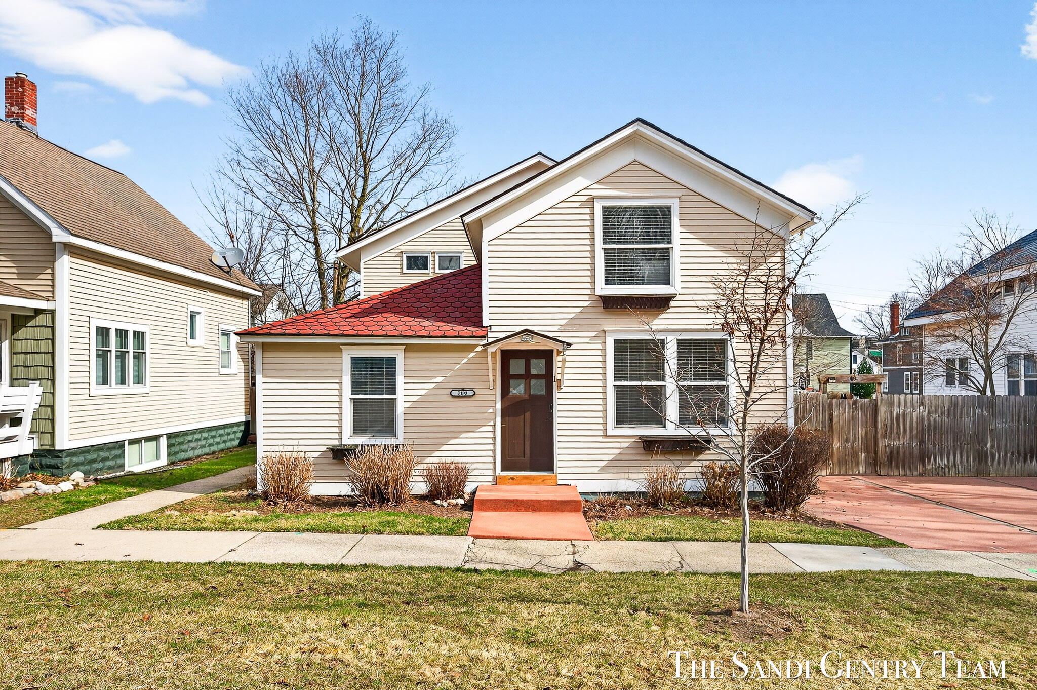 209 Clinton Avenue Grand Haven MI 49417