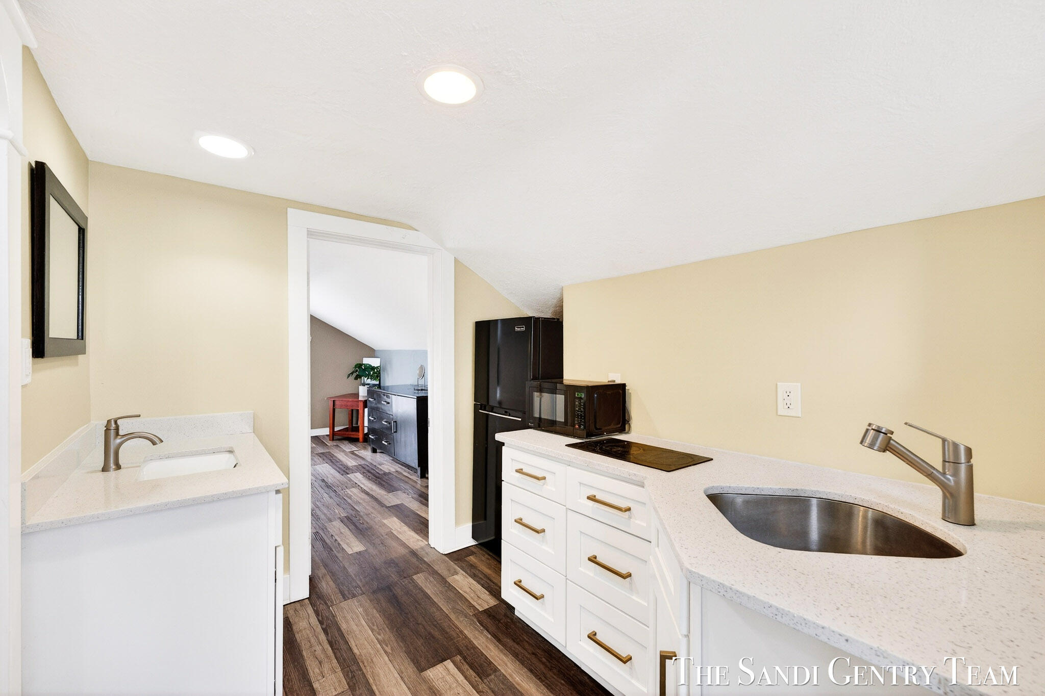 209 Clinton Avenue Grand Haven MI 49417