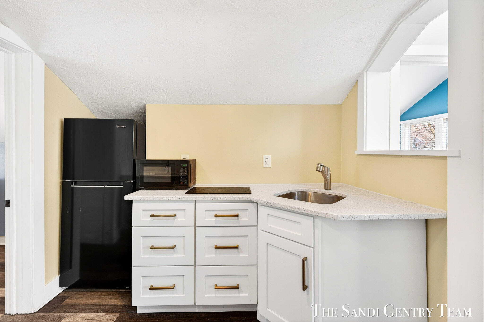 209 Clinton Avenue Grand Haven MI 49417