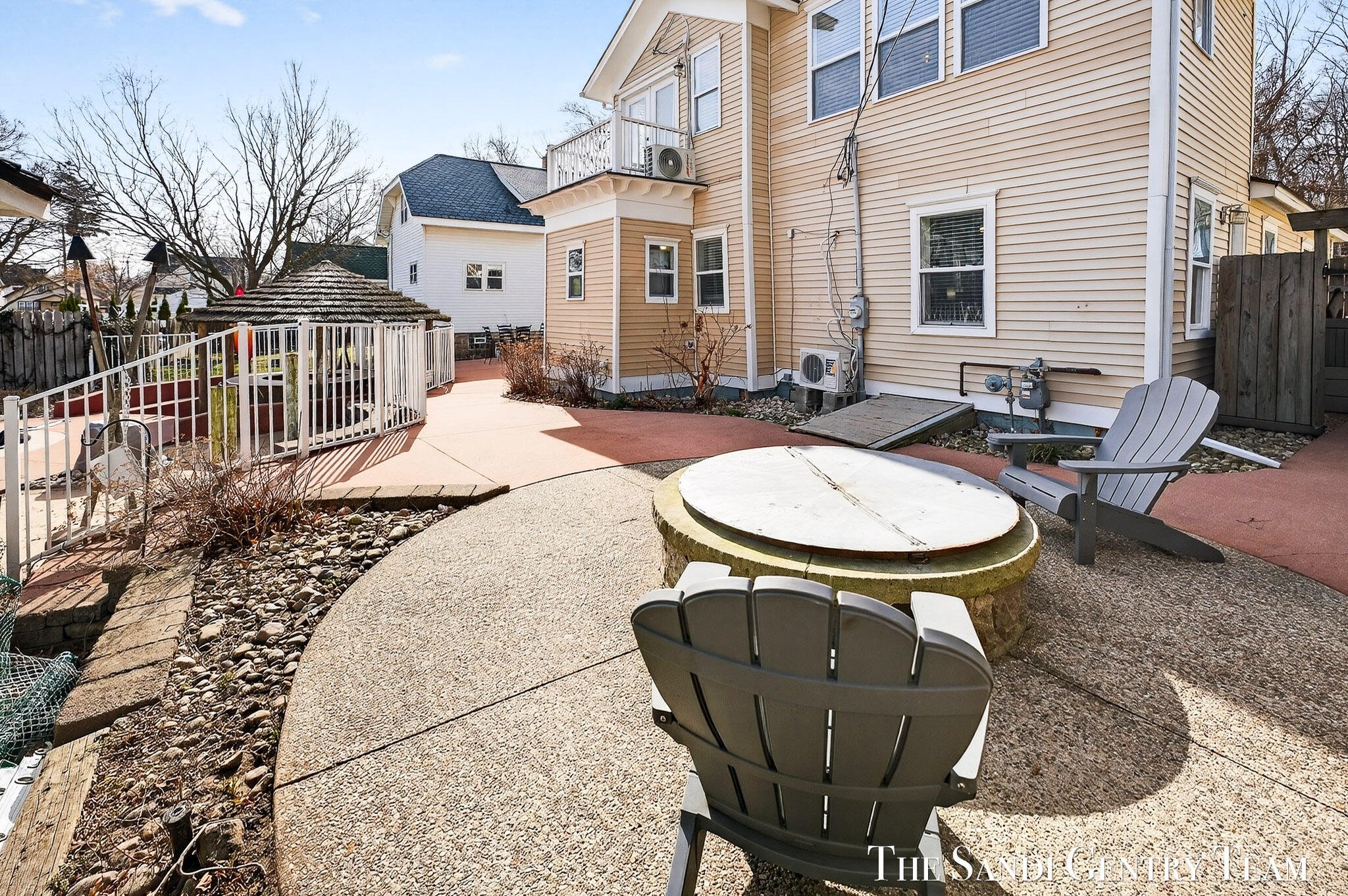 209 Clinton Avenue Grand Haven MI 49417