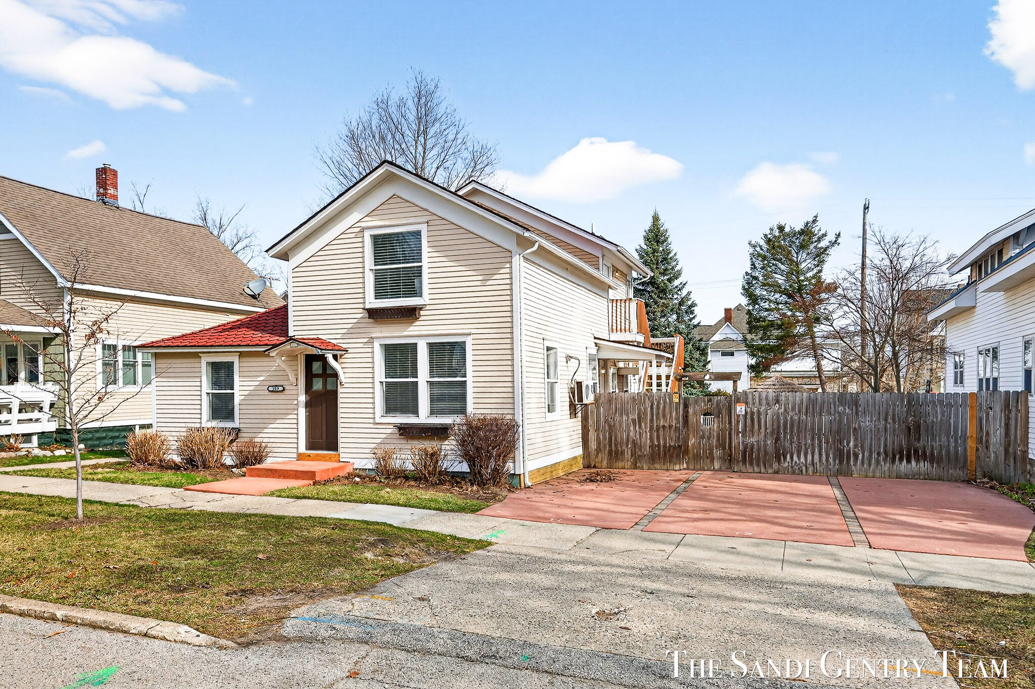 209 Clinton Avenue Grand Haven MI 49417