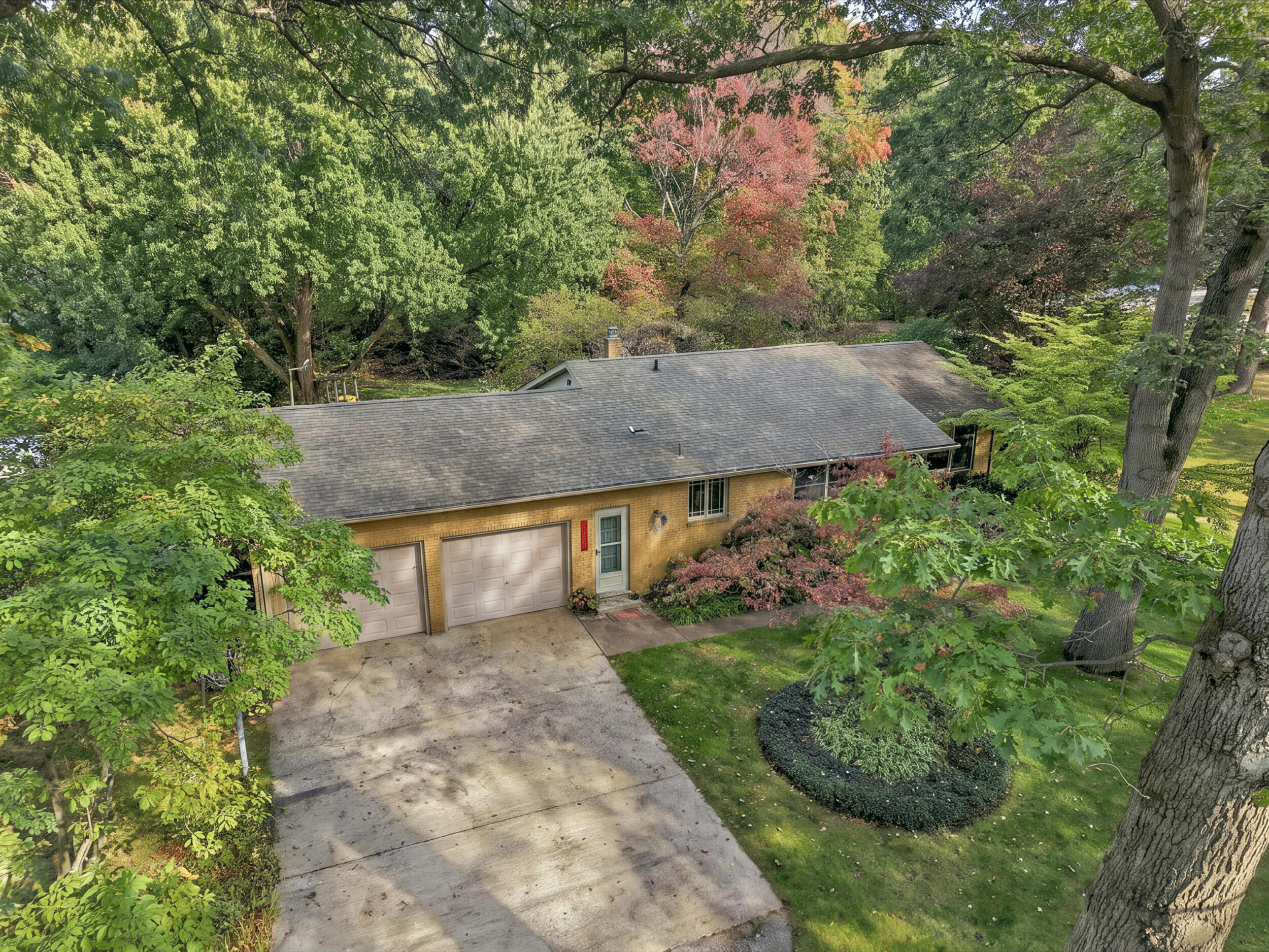 2735 Wildwood Lane Stevensville MI 49127