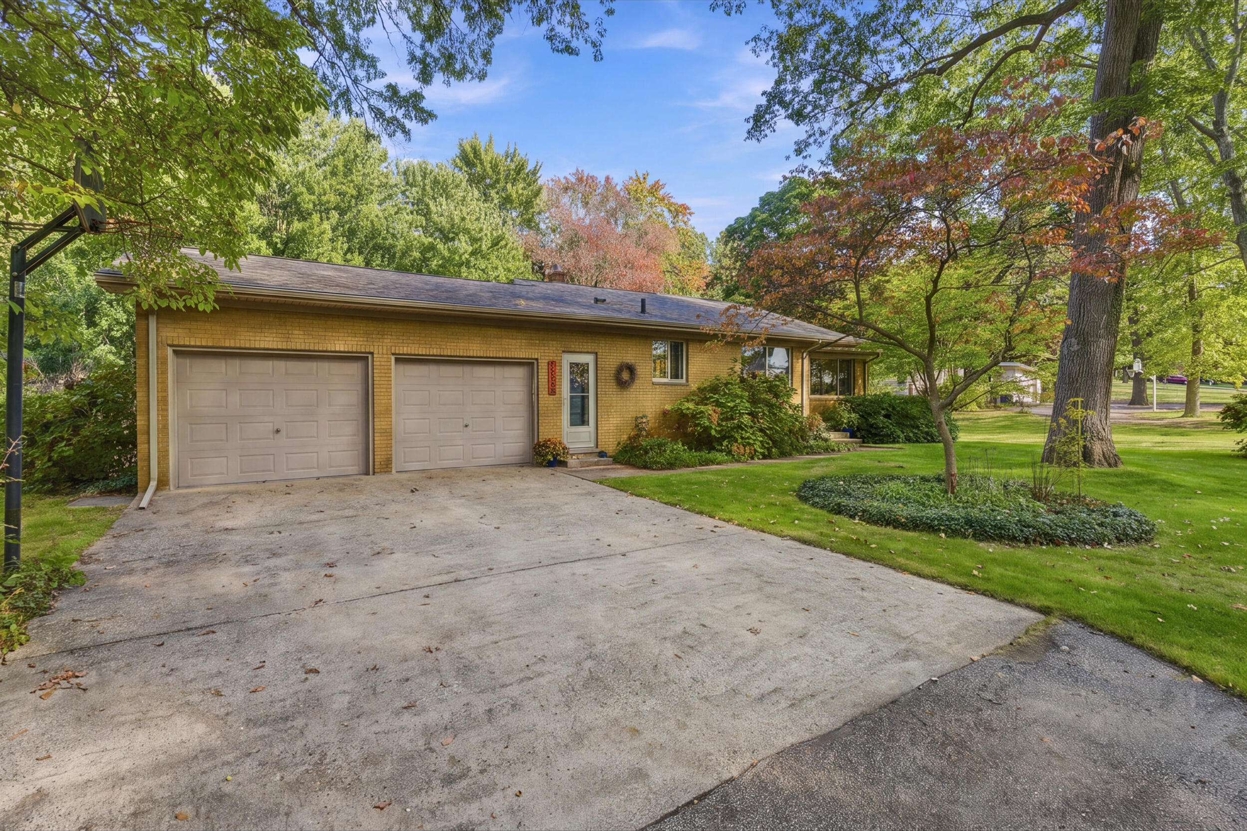 2735 Wildwood Lane Stevensville MI 49127