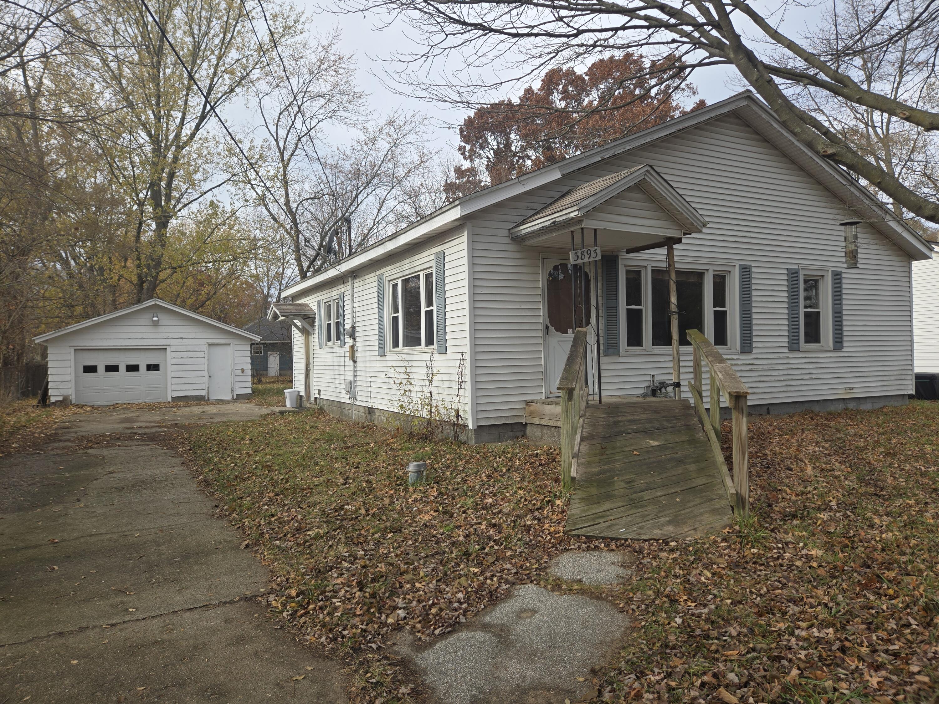 3893 Buck Street Norton Shores MI 49444