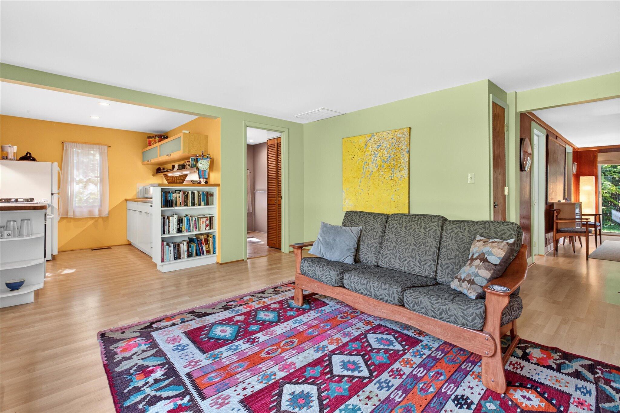 7841 W East Road Three Oaks MI 49128